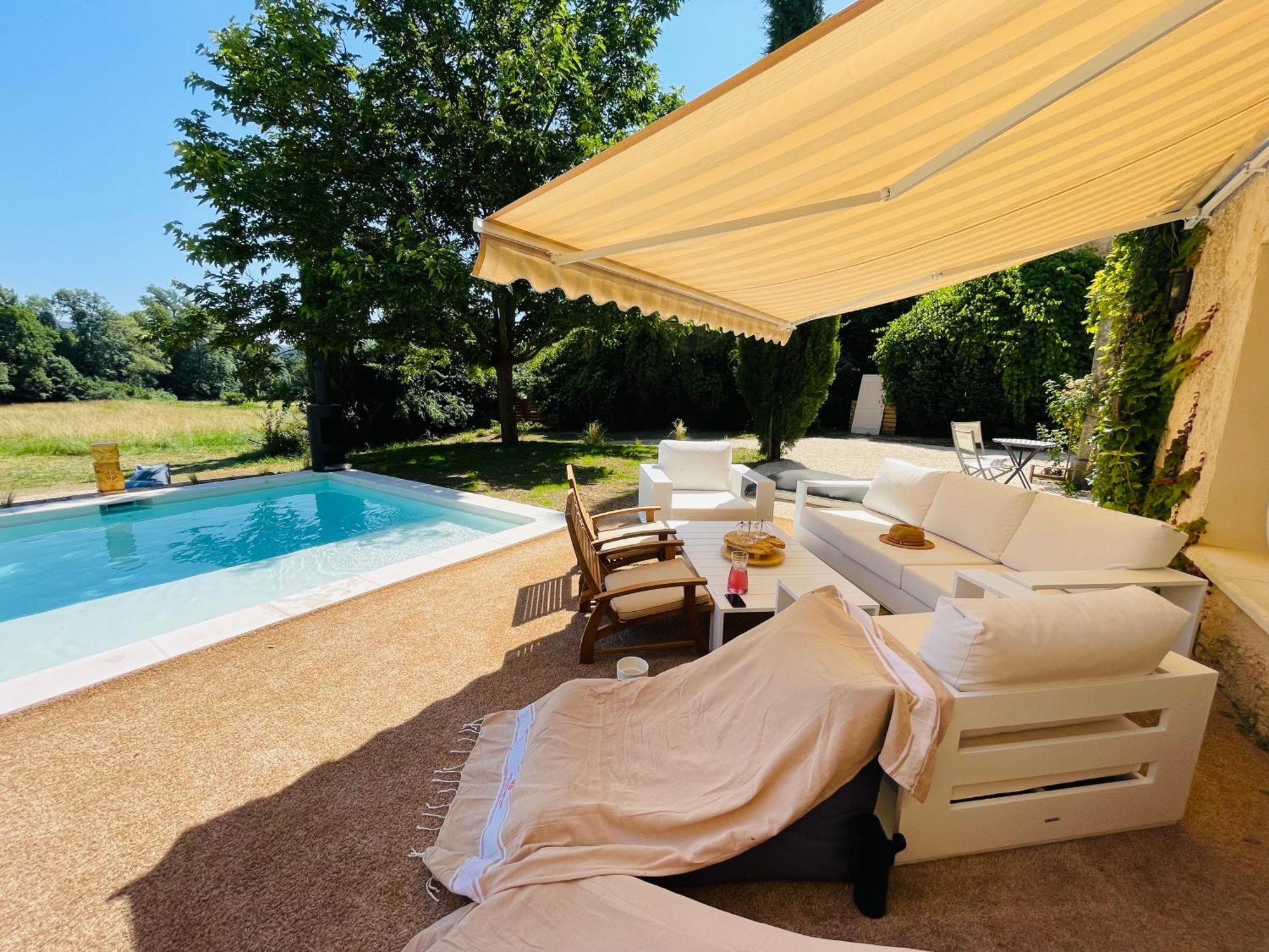 Villa with Private Pool,1669053471:JPEG