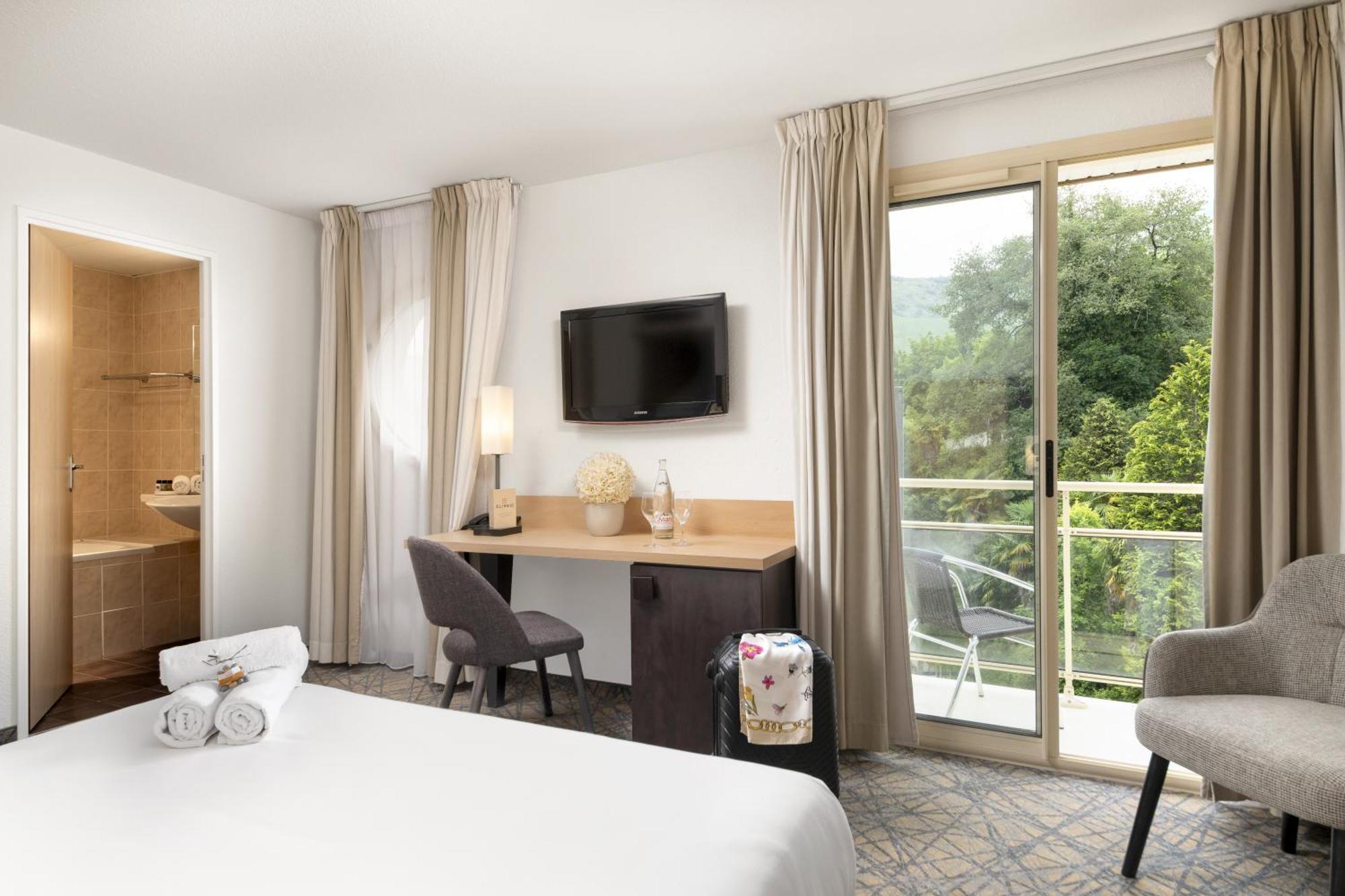 Double Room,1603736366:JPEG