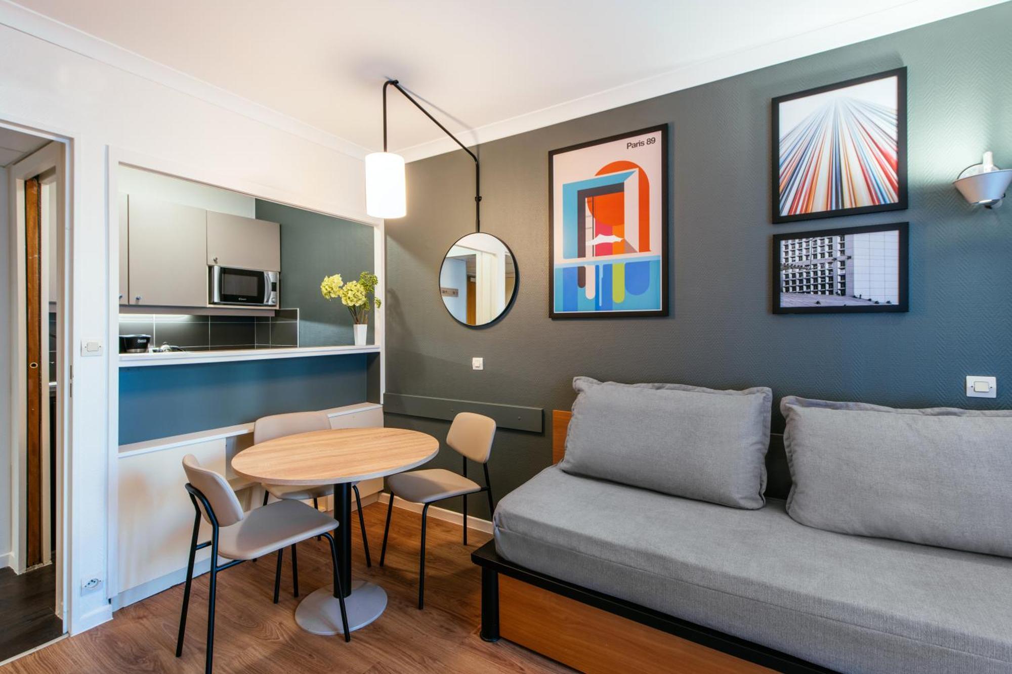Apartment Twin Beds