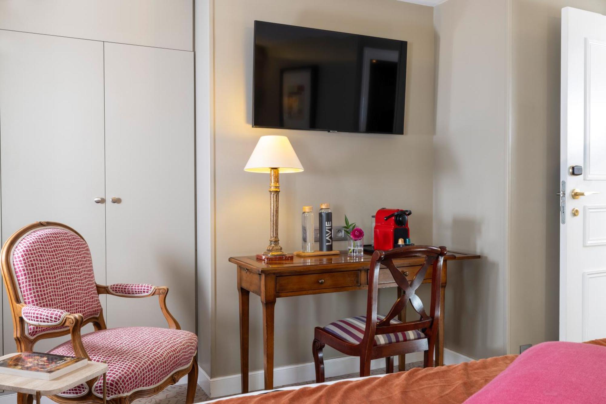 Quarto Comfort com Cama de Casal ou 2 de Solteiro