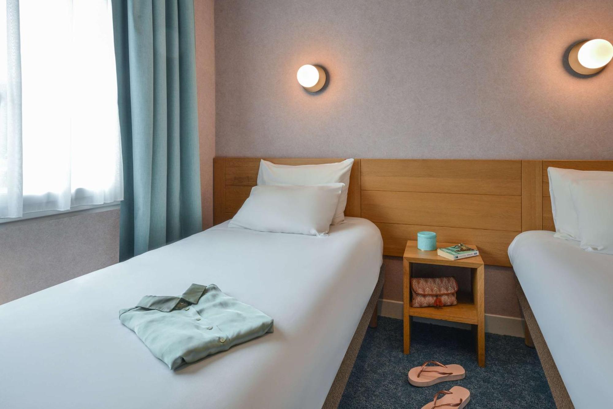 Standard Twin Room,1607762999:JPEG