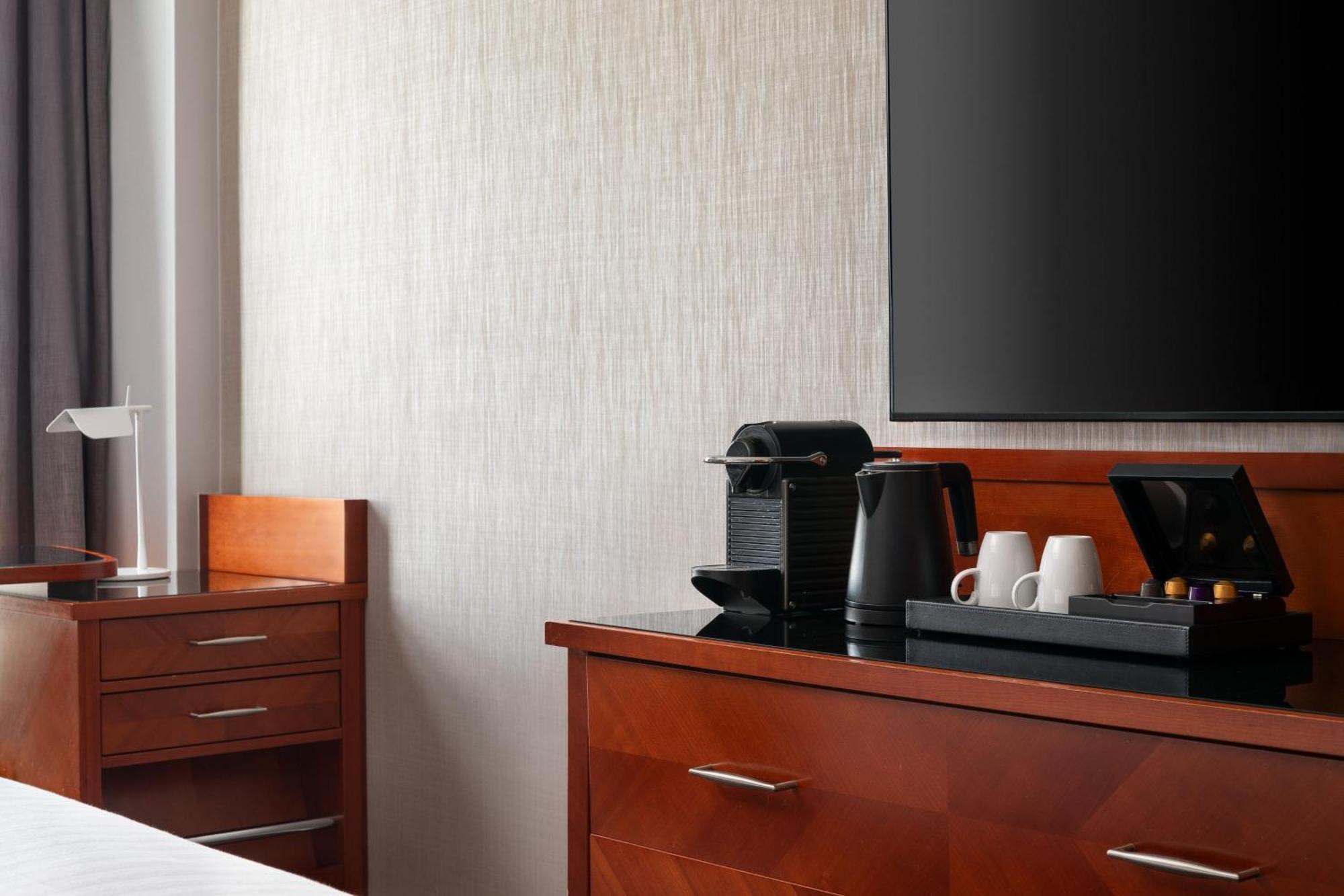 Quarto Executivo com 2 Camas de Solteiro