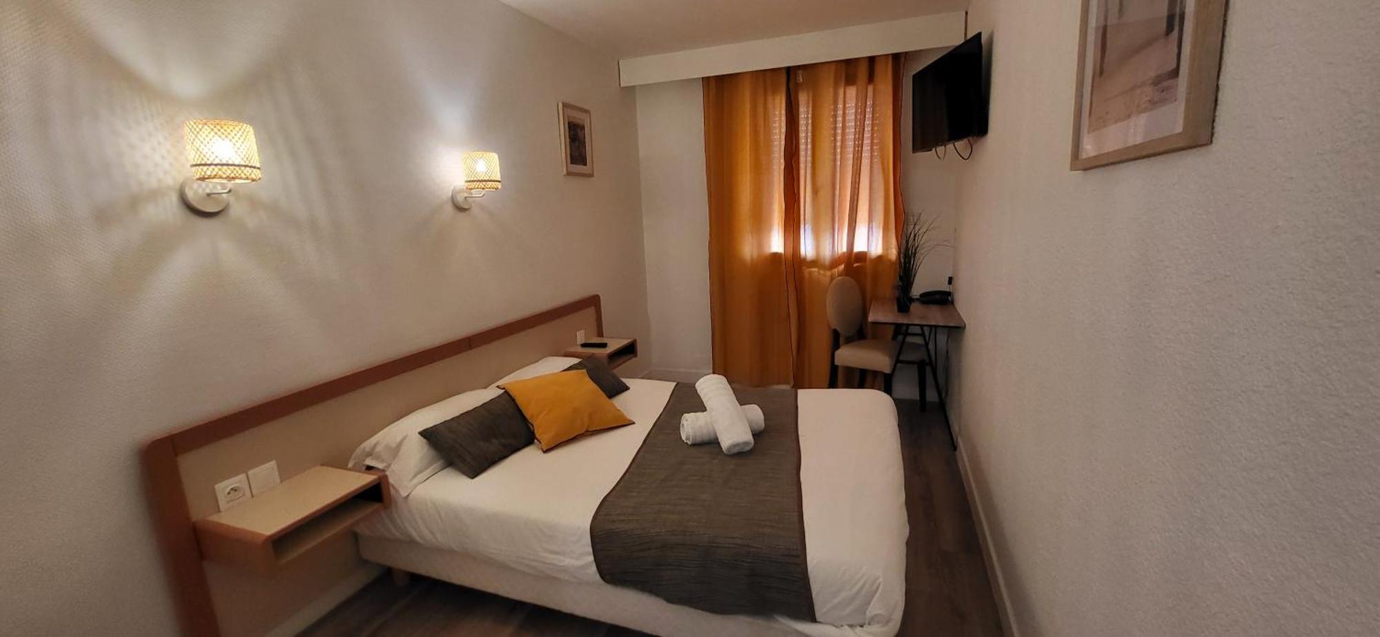 Double Room Shower