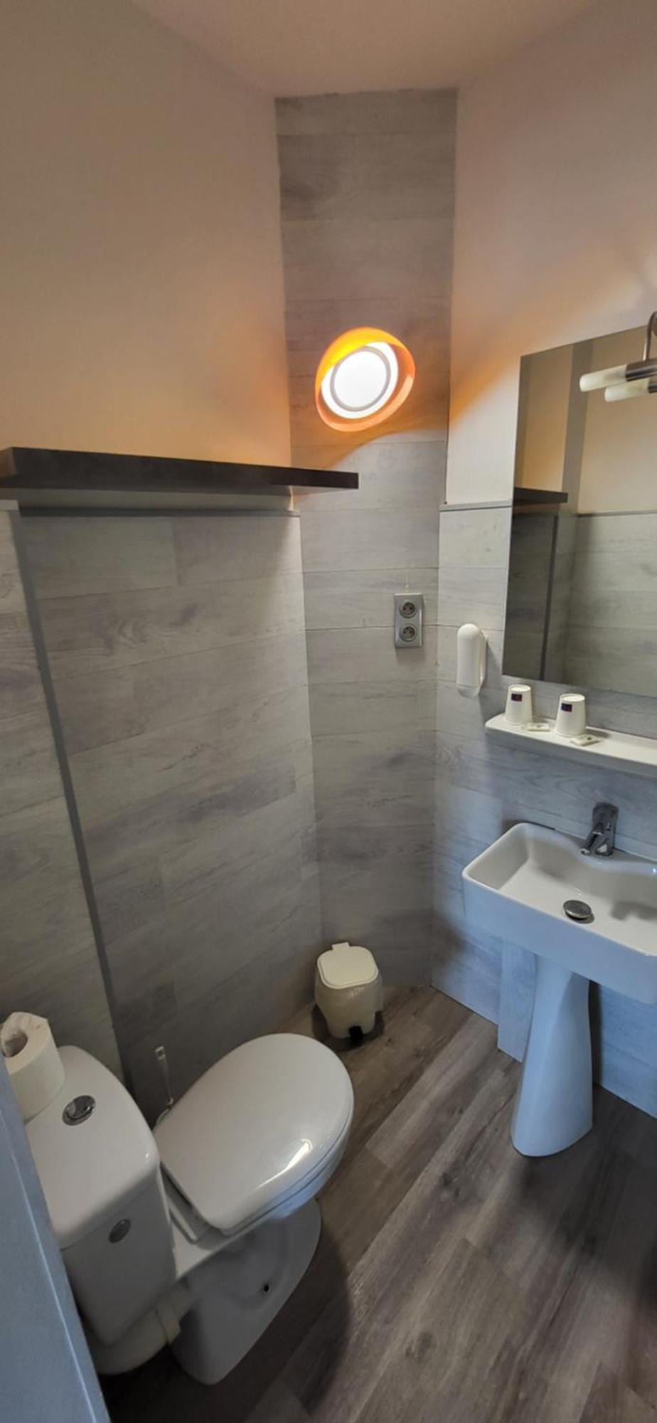 Large Double Room