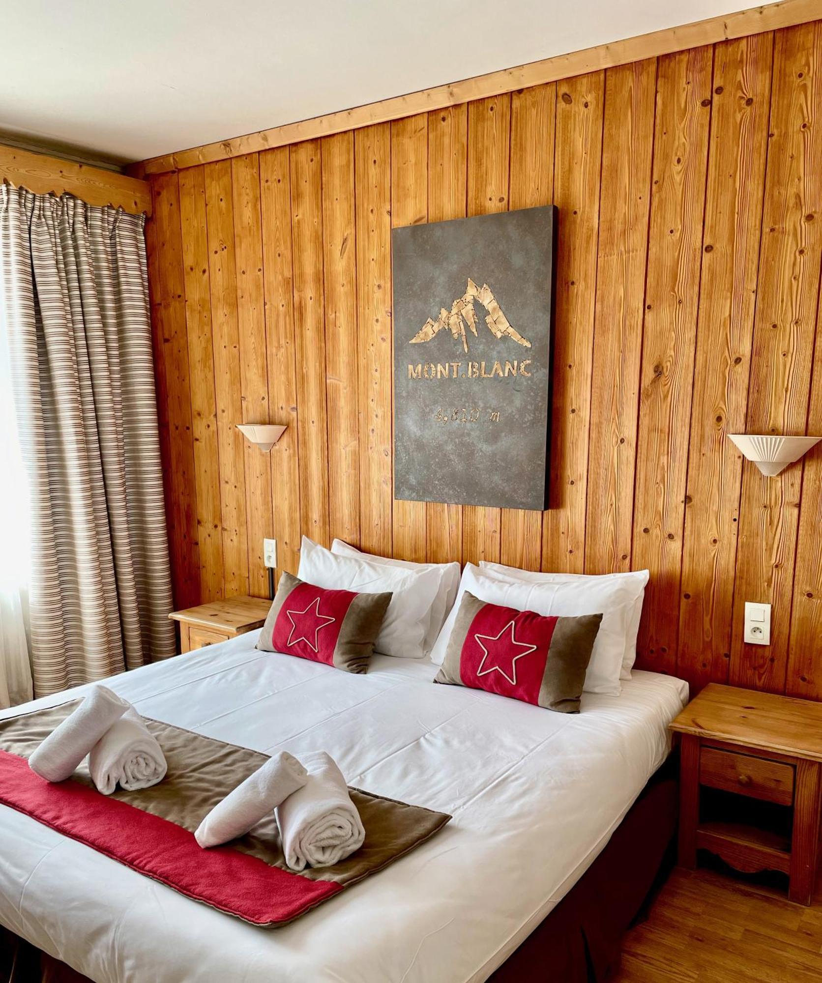 Double or Twin Room Mont-Blanc View
