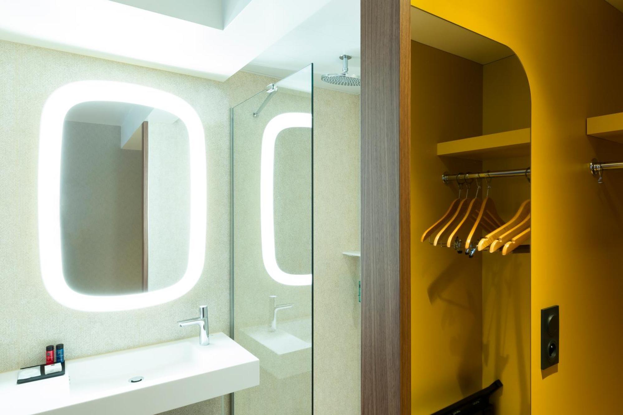 Quarto Duplo com Terraço