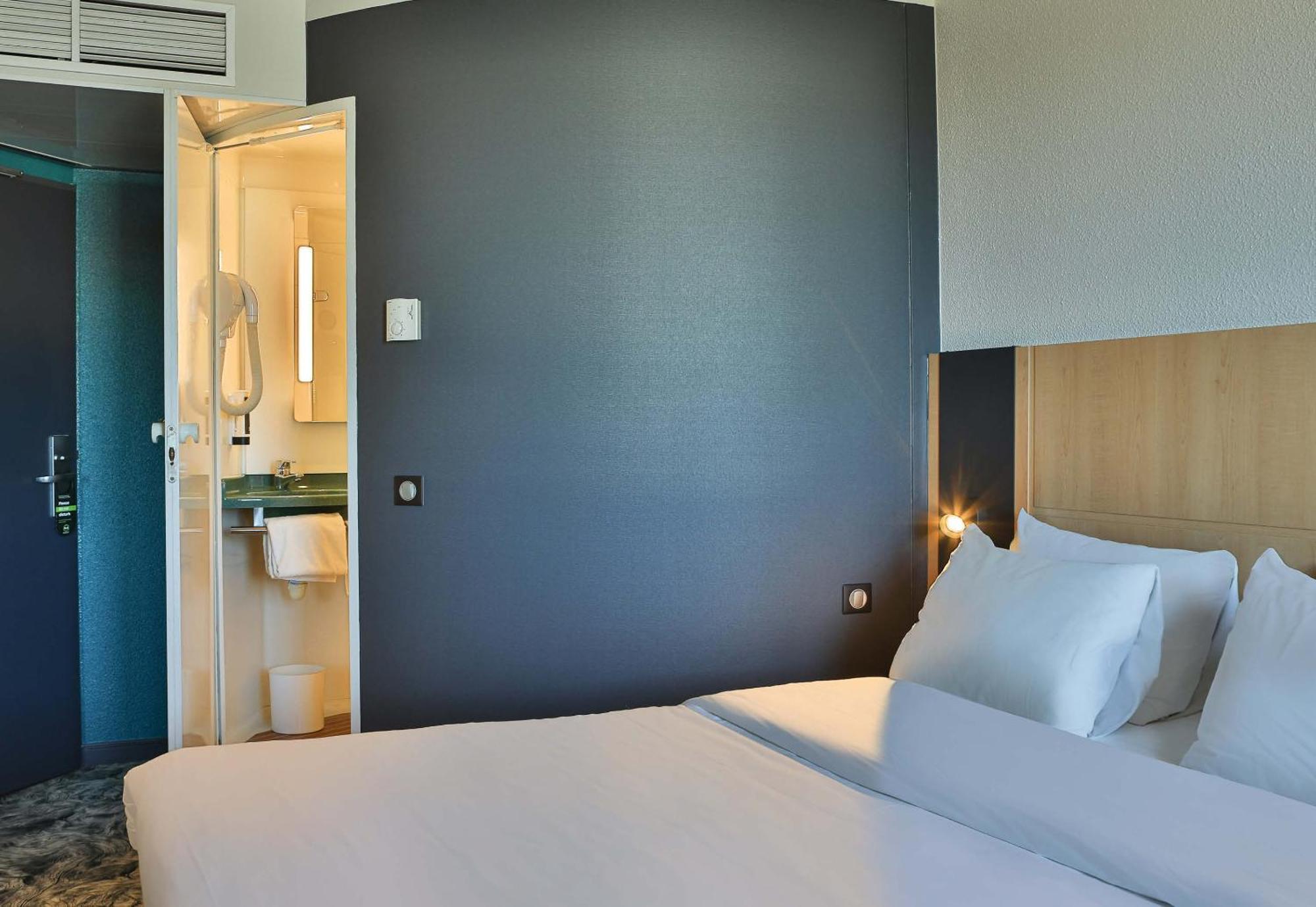 Standard Double Room,1617471209:JPEG