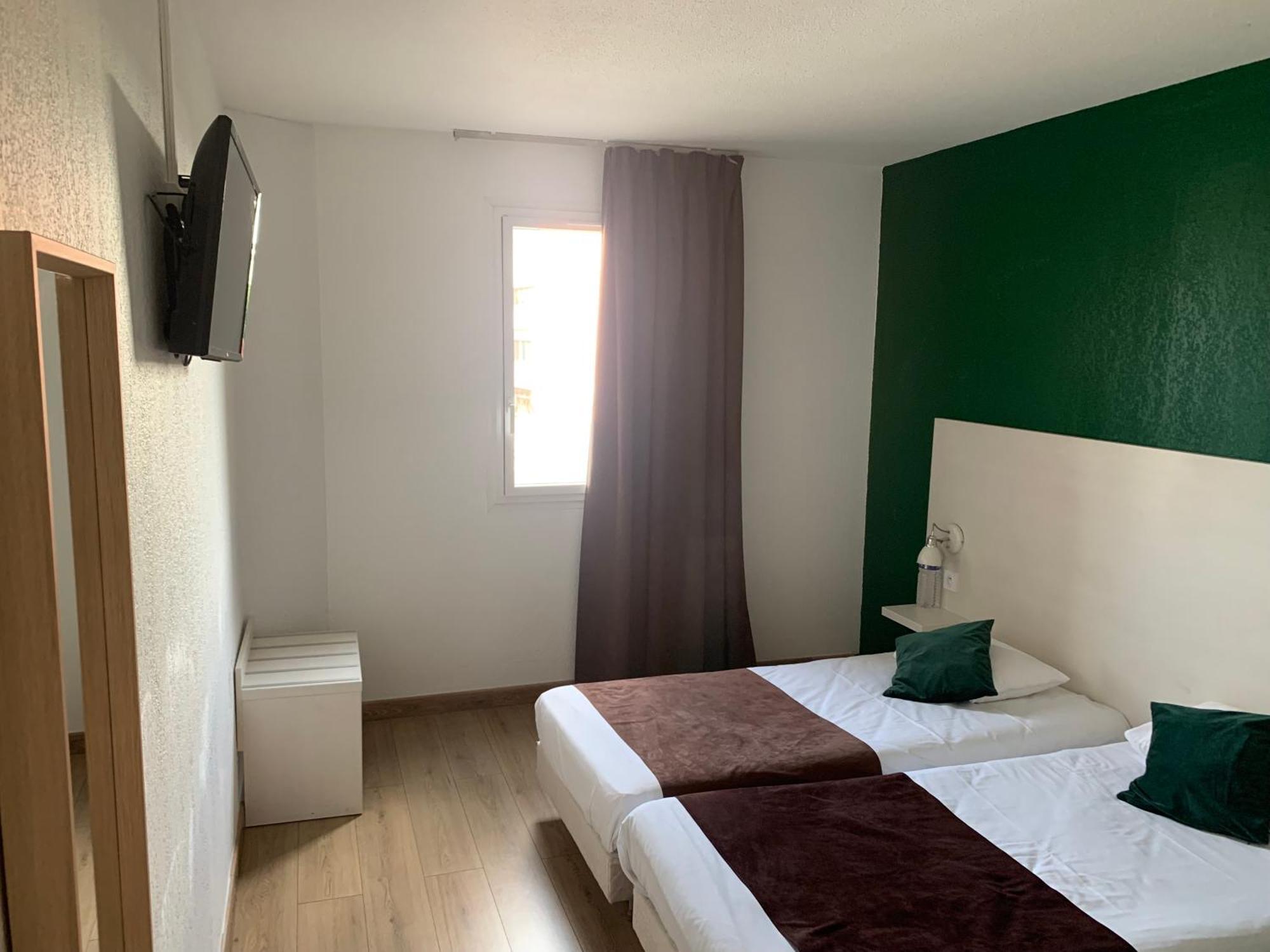 Quadruple Room,1618271472:JPEG