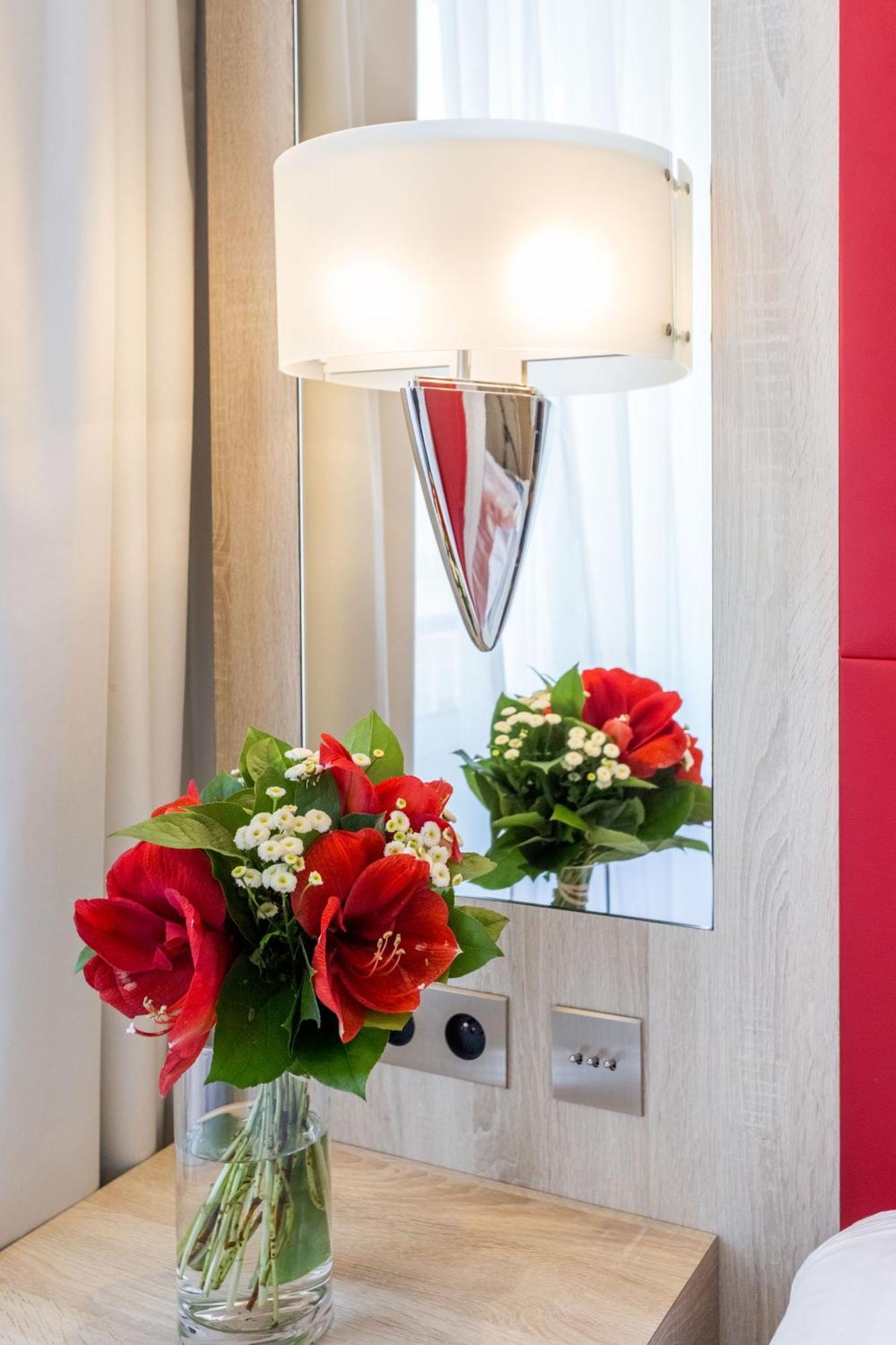 Two Connecting Family Rooms,1619757050:JPEG