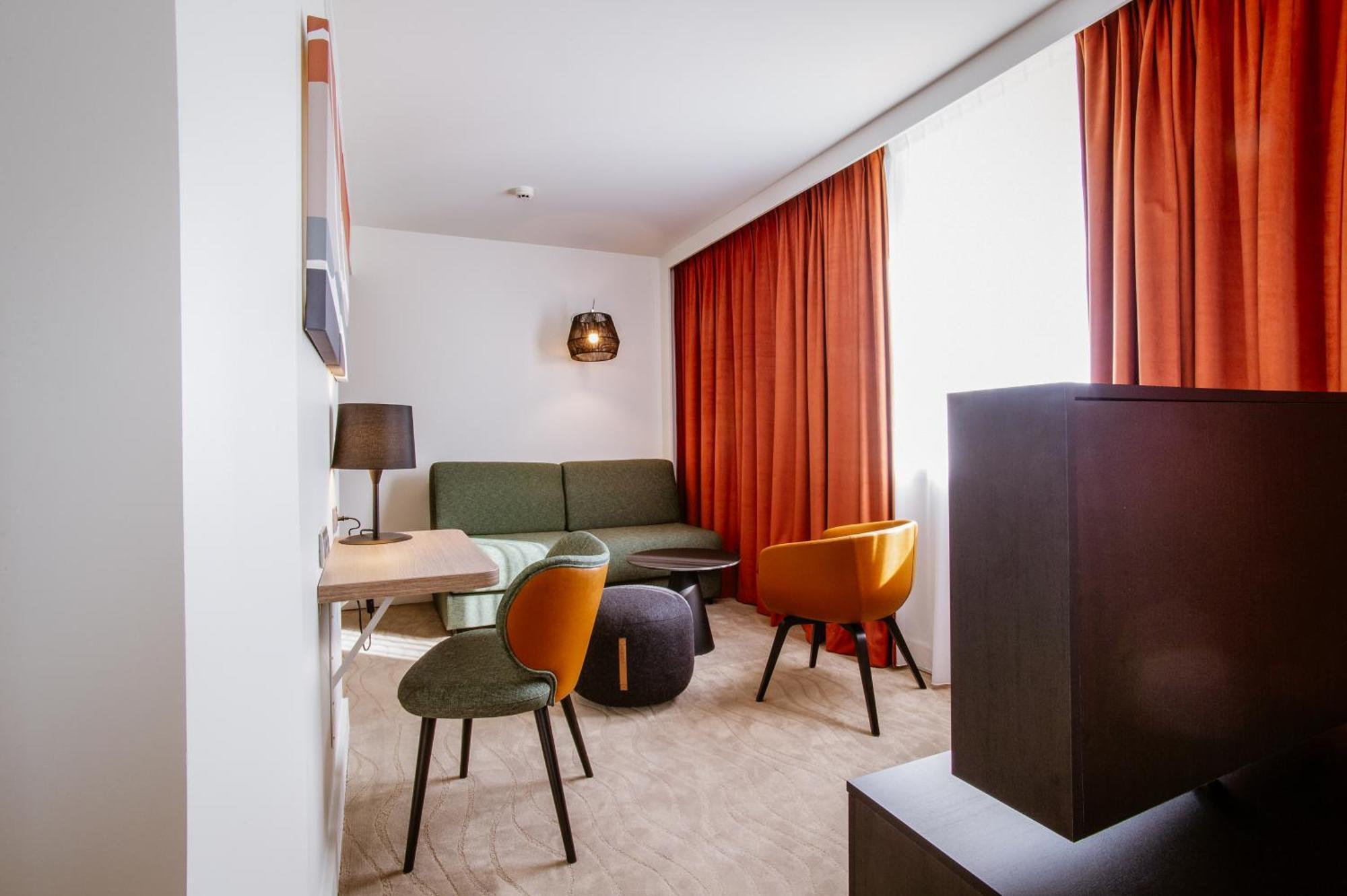 Suite avec Lit Double et Canapé Double