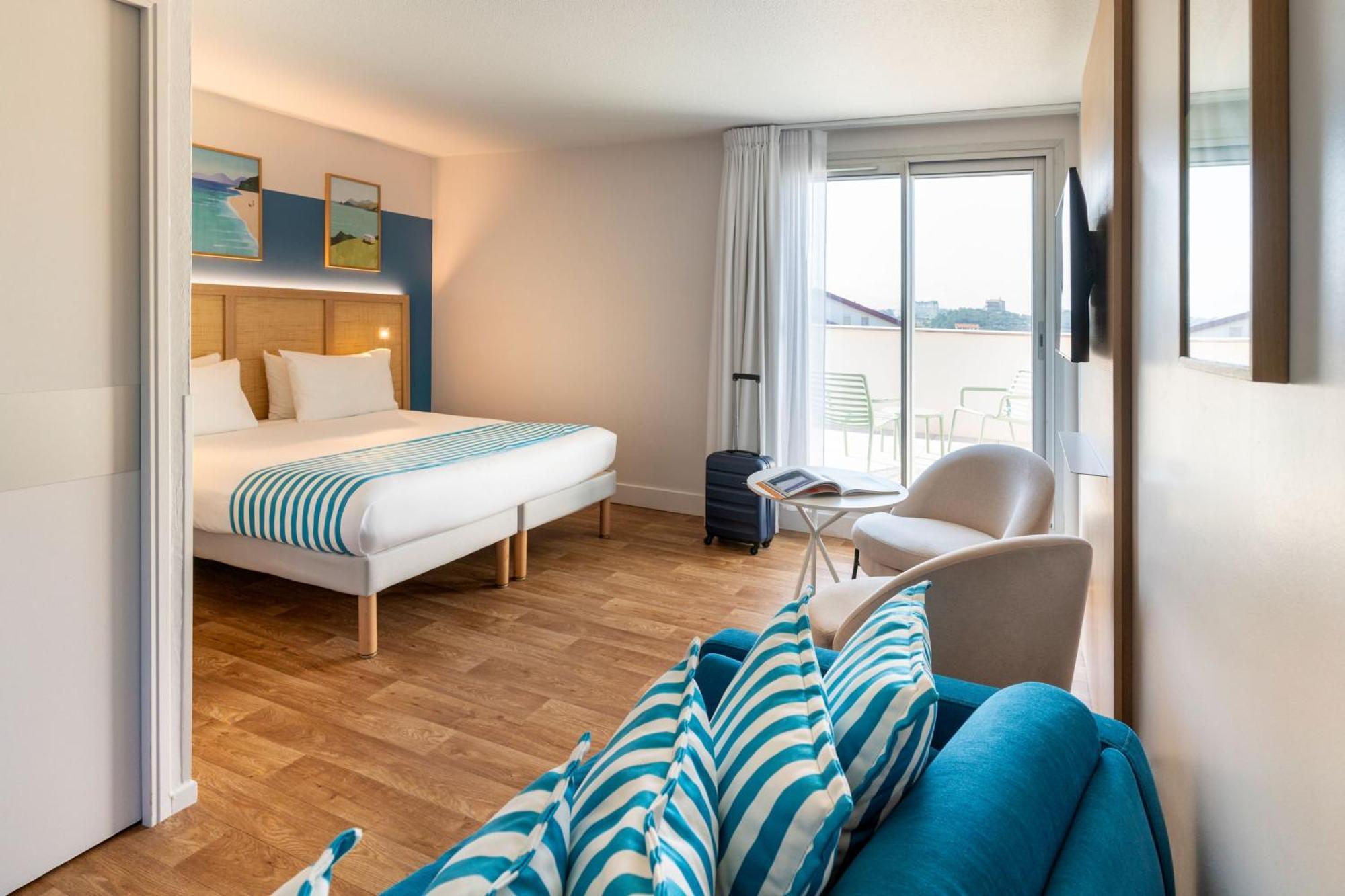 Comfort Room Terrace Sea View