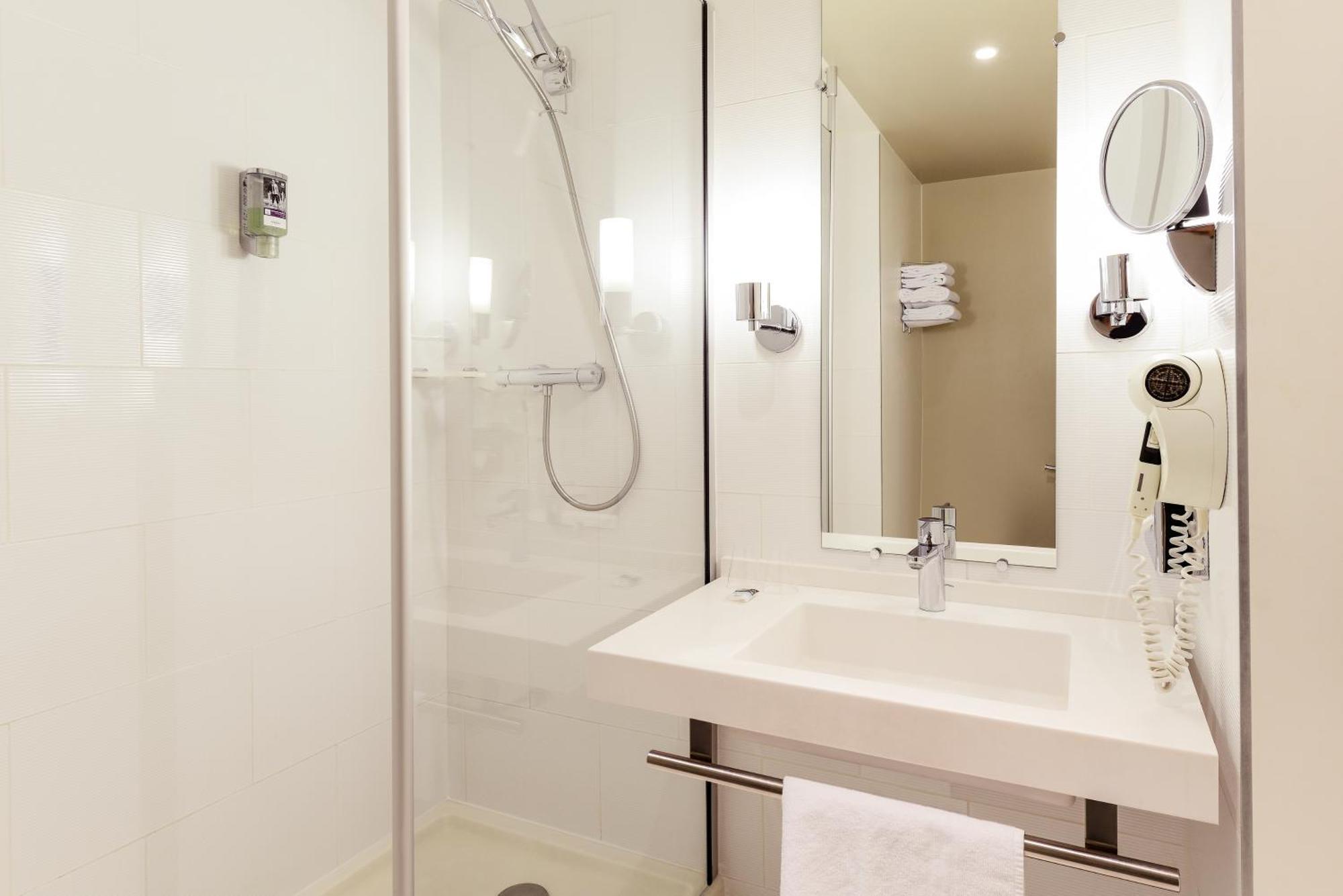 Classic Double Room,1706787060:JPEG