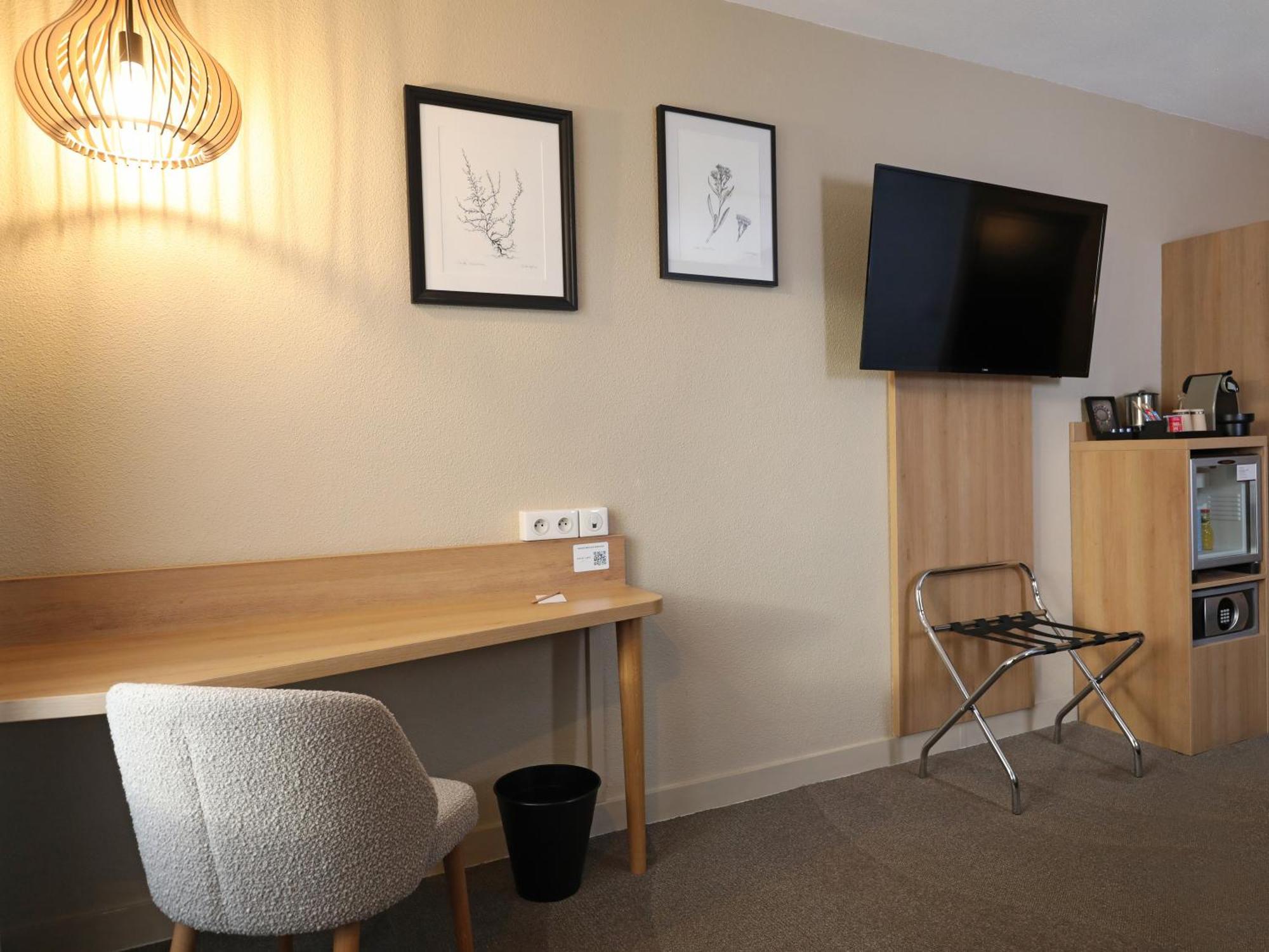 Privilege Family Room