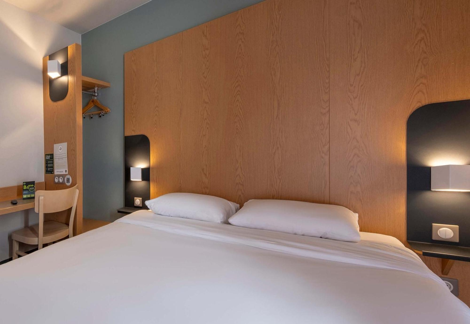 Double Room,1631582104:JPEG