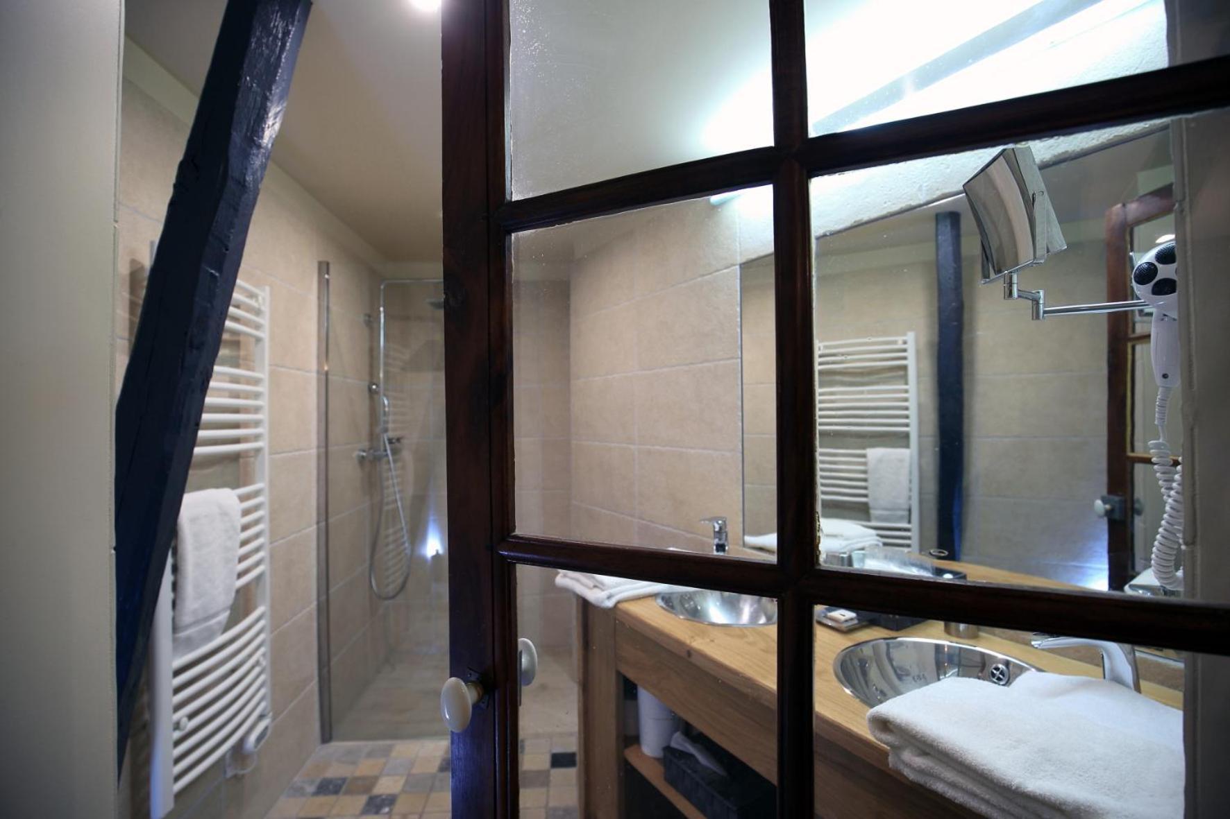 Double Room with Private Bathroom,1632993189:JPEG
