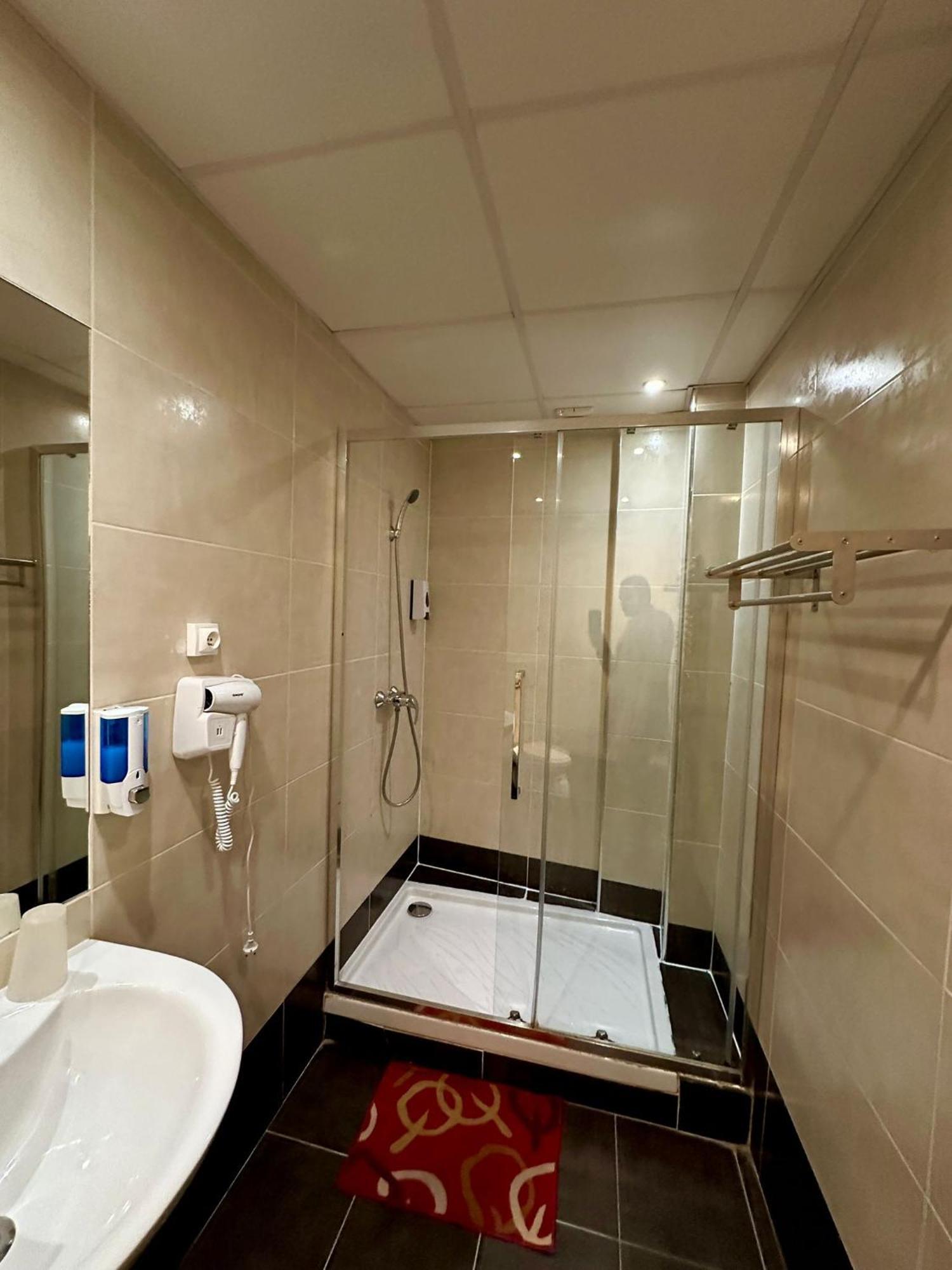 Quadruple Room,1636006045:JPEG