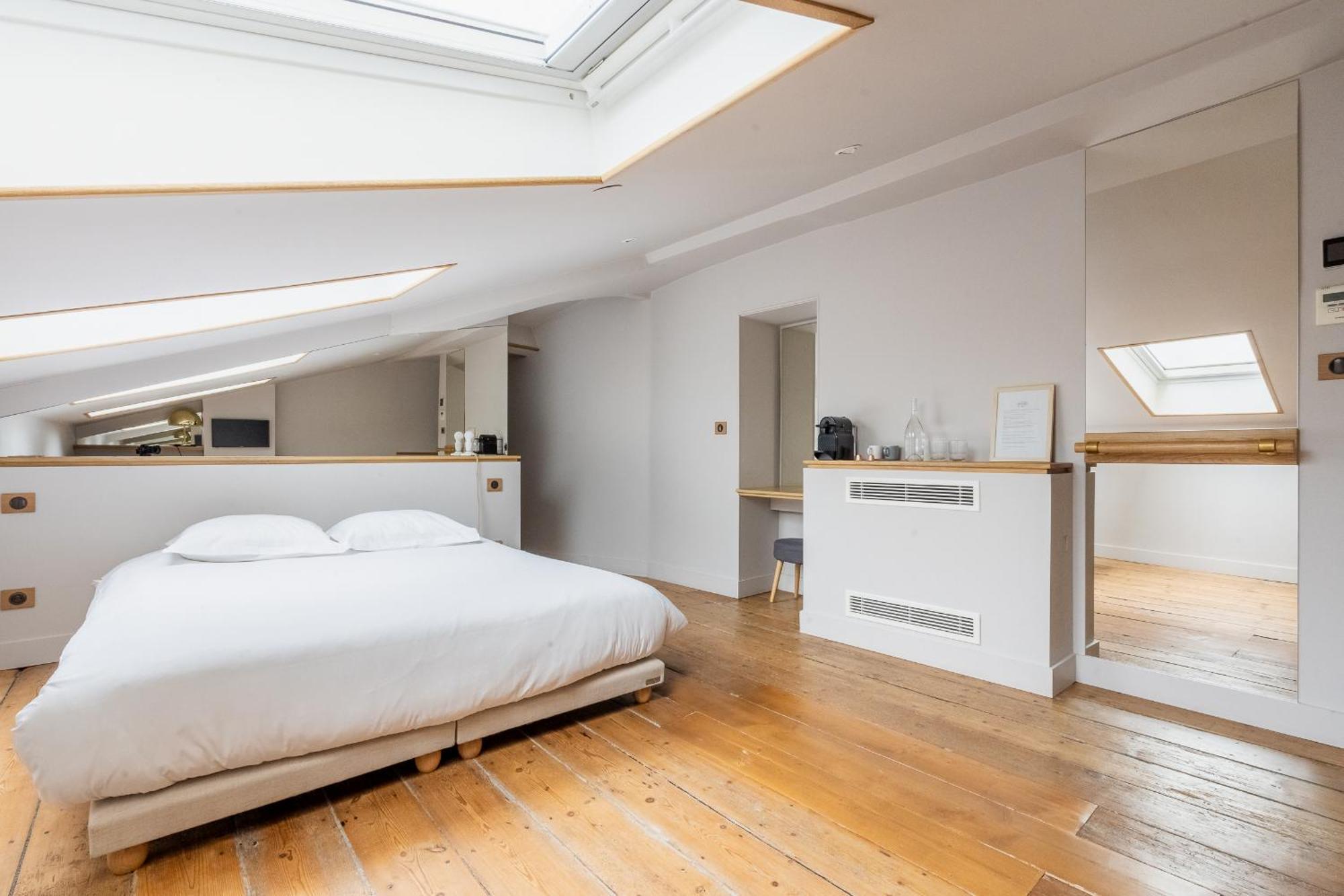 Superior Double Room,1636806490:JPEG