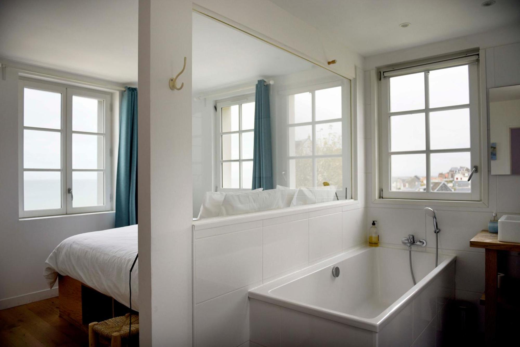 Queen Room Sea View