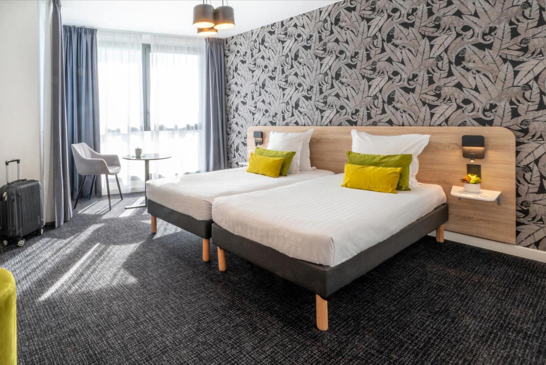 Twin Room