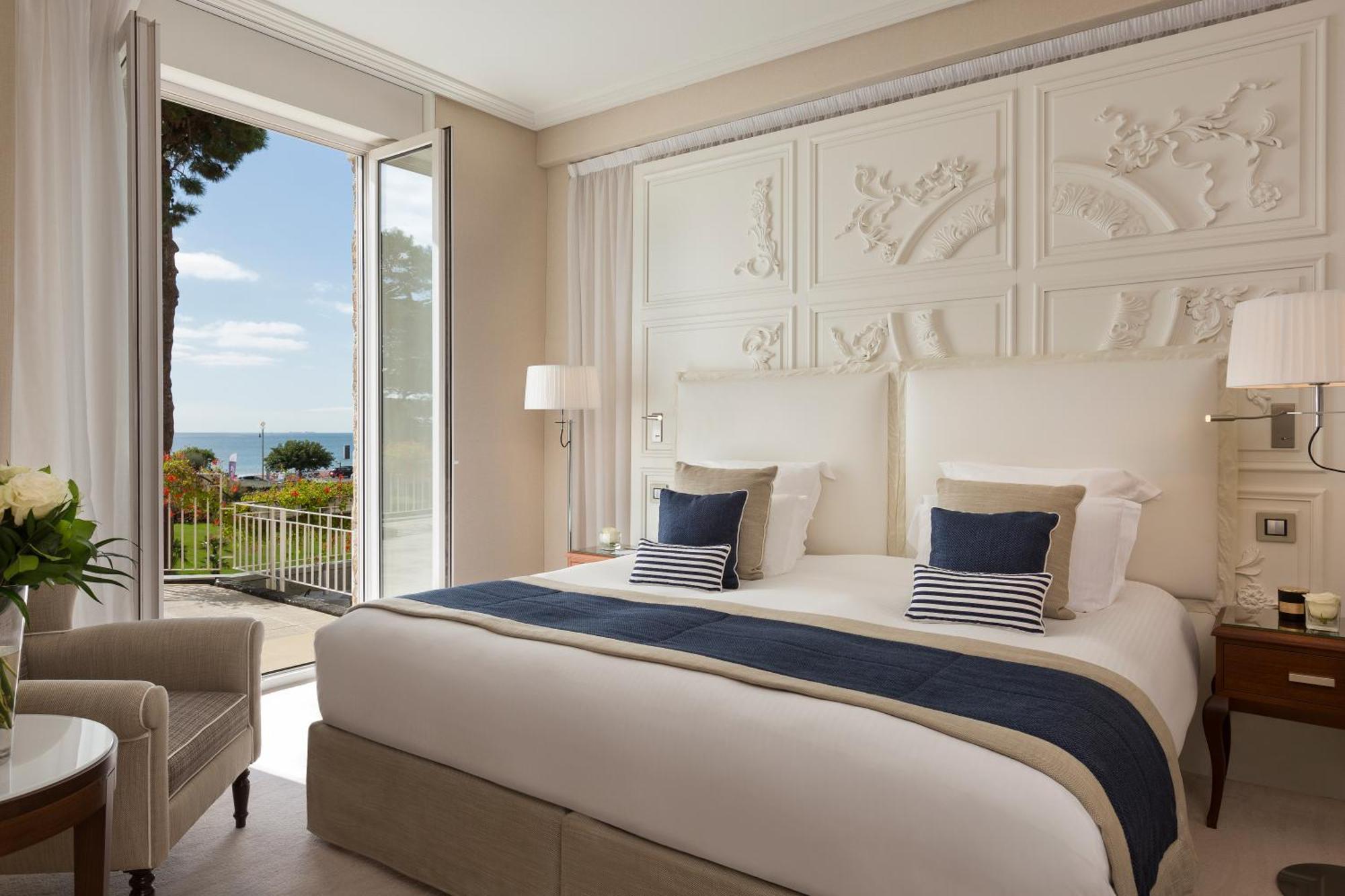 Prestige Suite Terrace and Sea View