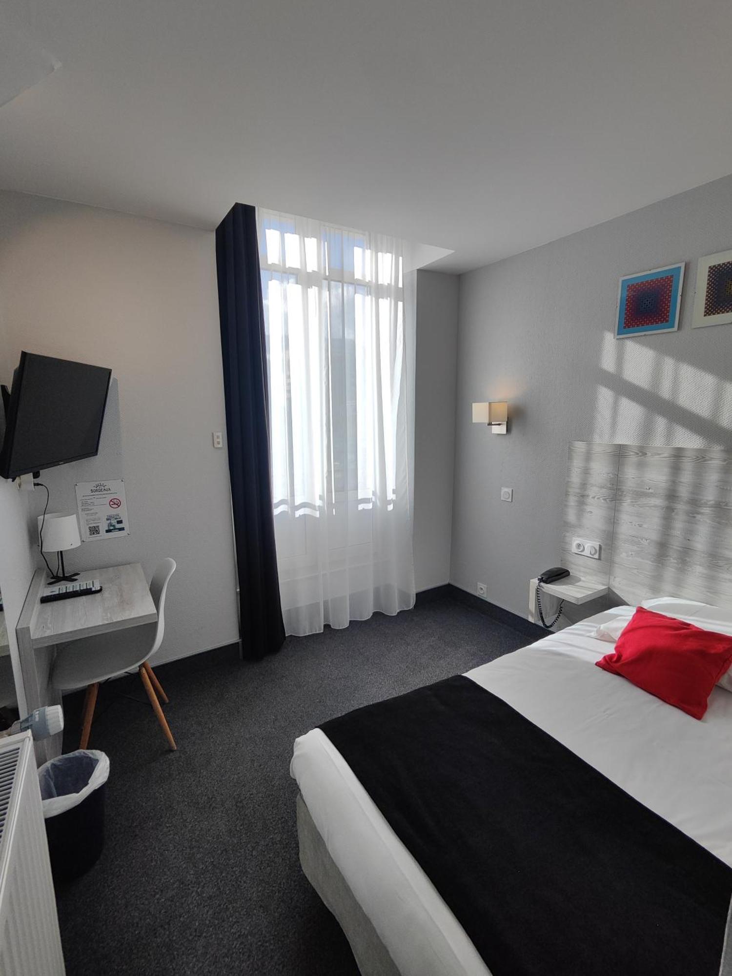 Standard Single Room,1640383676:JPEG