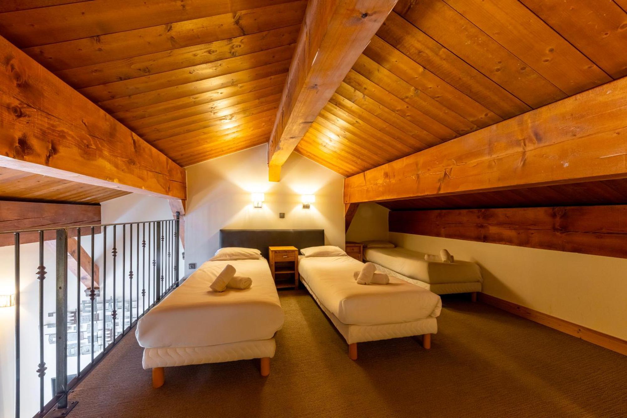 Three-Bedroom Mezzanine Apartment
