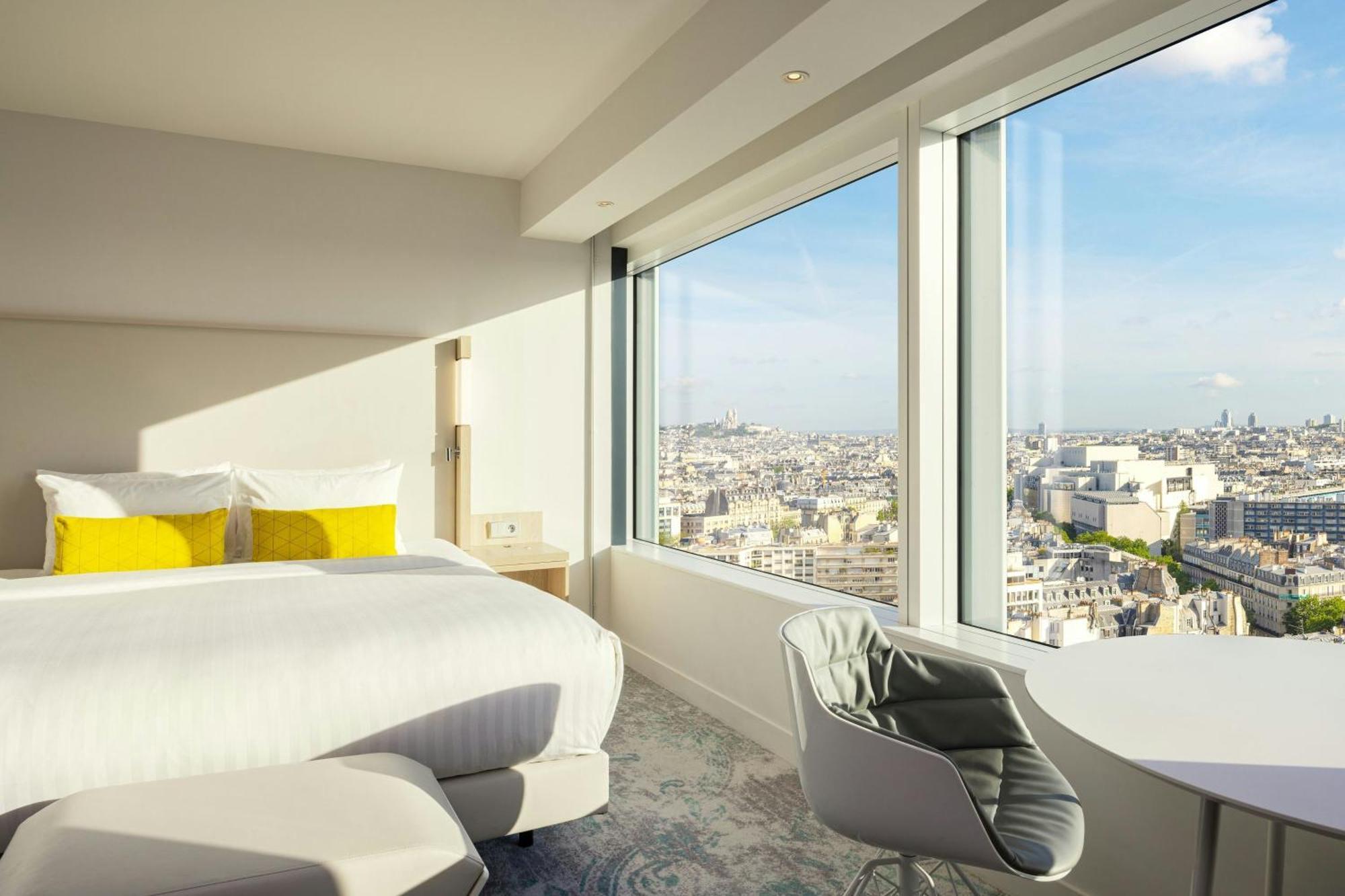 King Room Sacre Coeur View