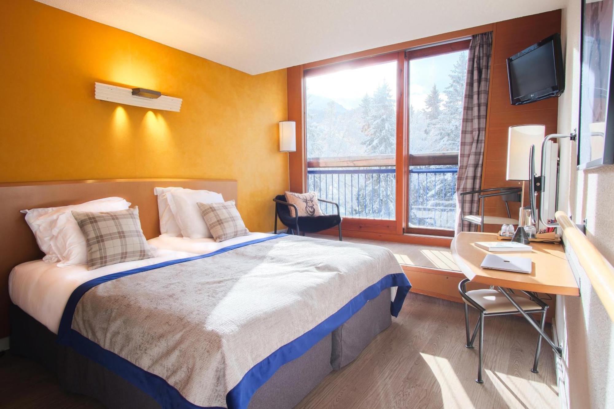 Double Room,1742576526:JPEG