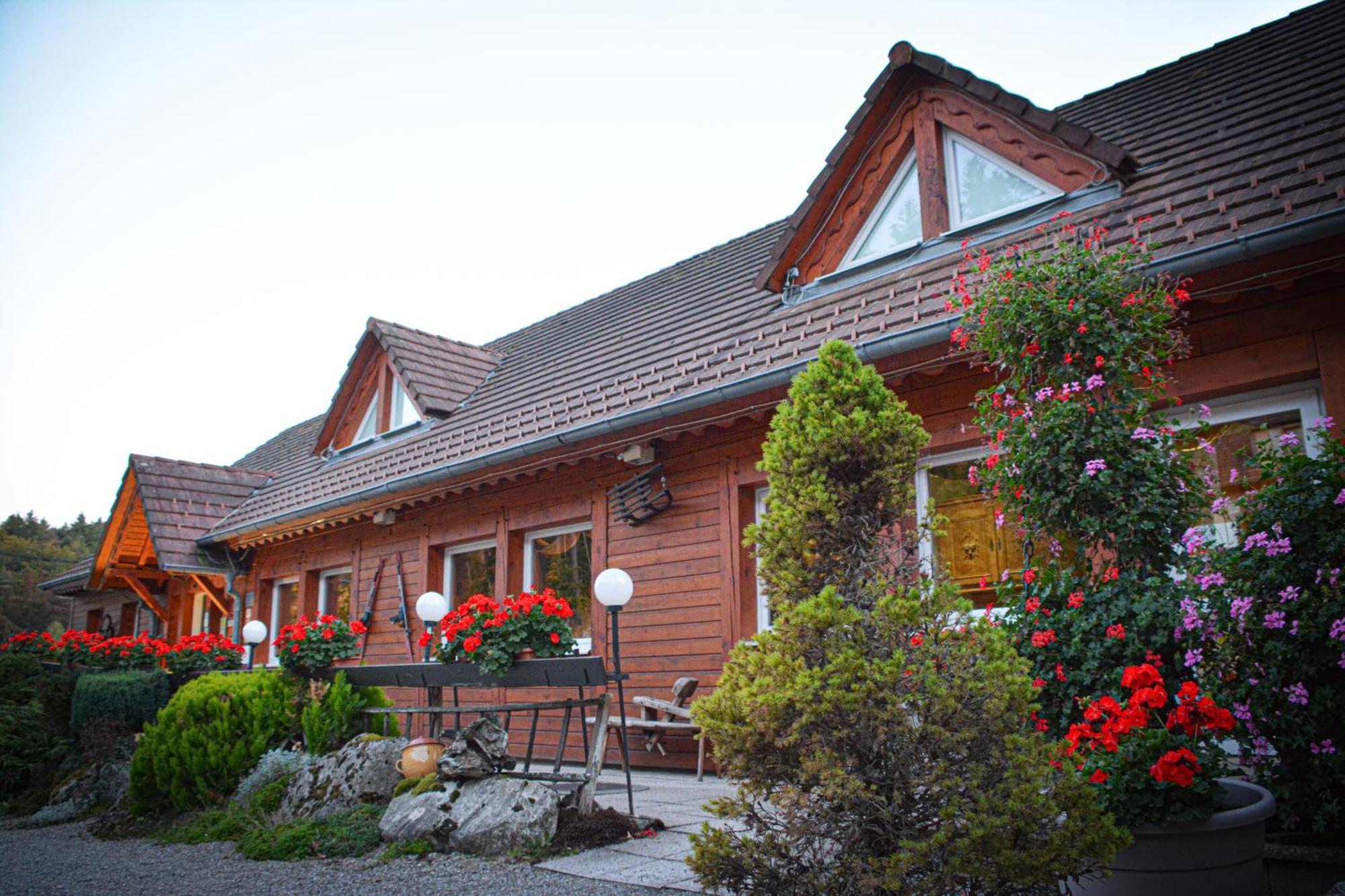 Quadruple Eminence Duplex