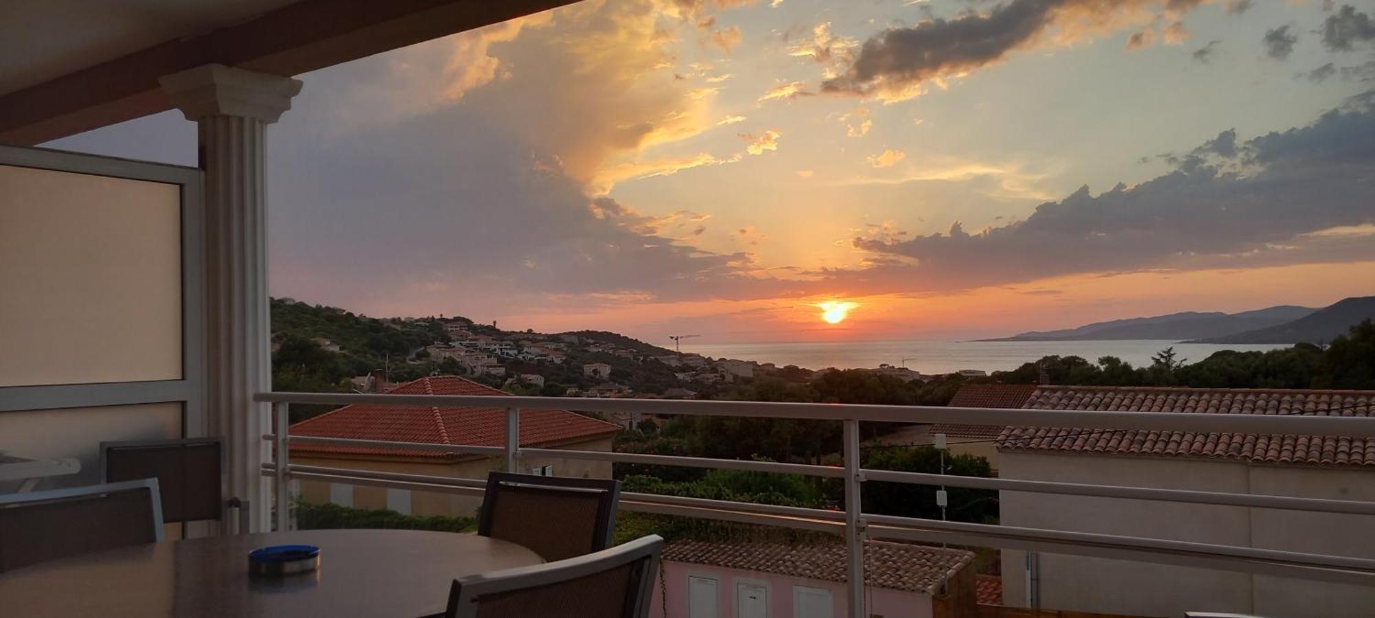 Apartment Sea View