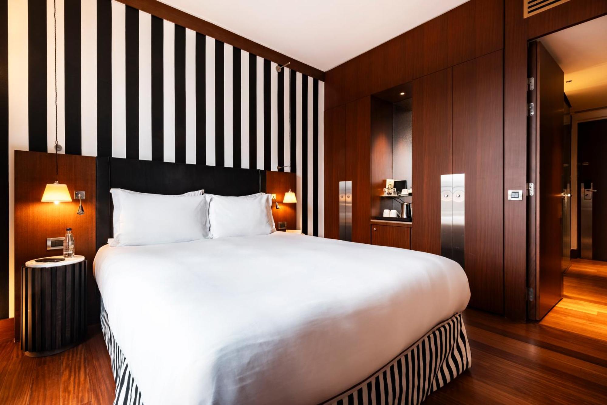 Chambre Prestige Balcon Arc De Triomphe