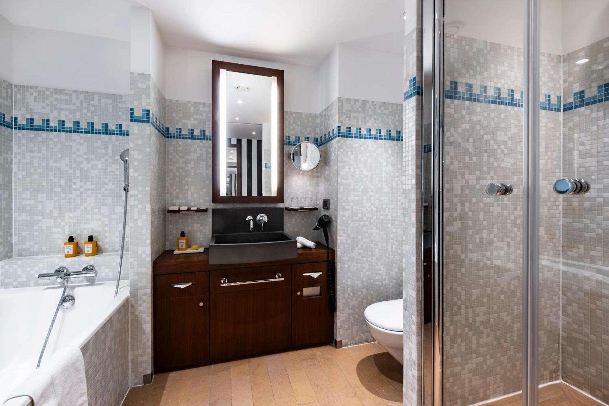 Chambre Prestige Arc De Triomphe