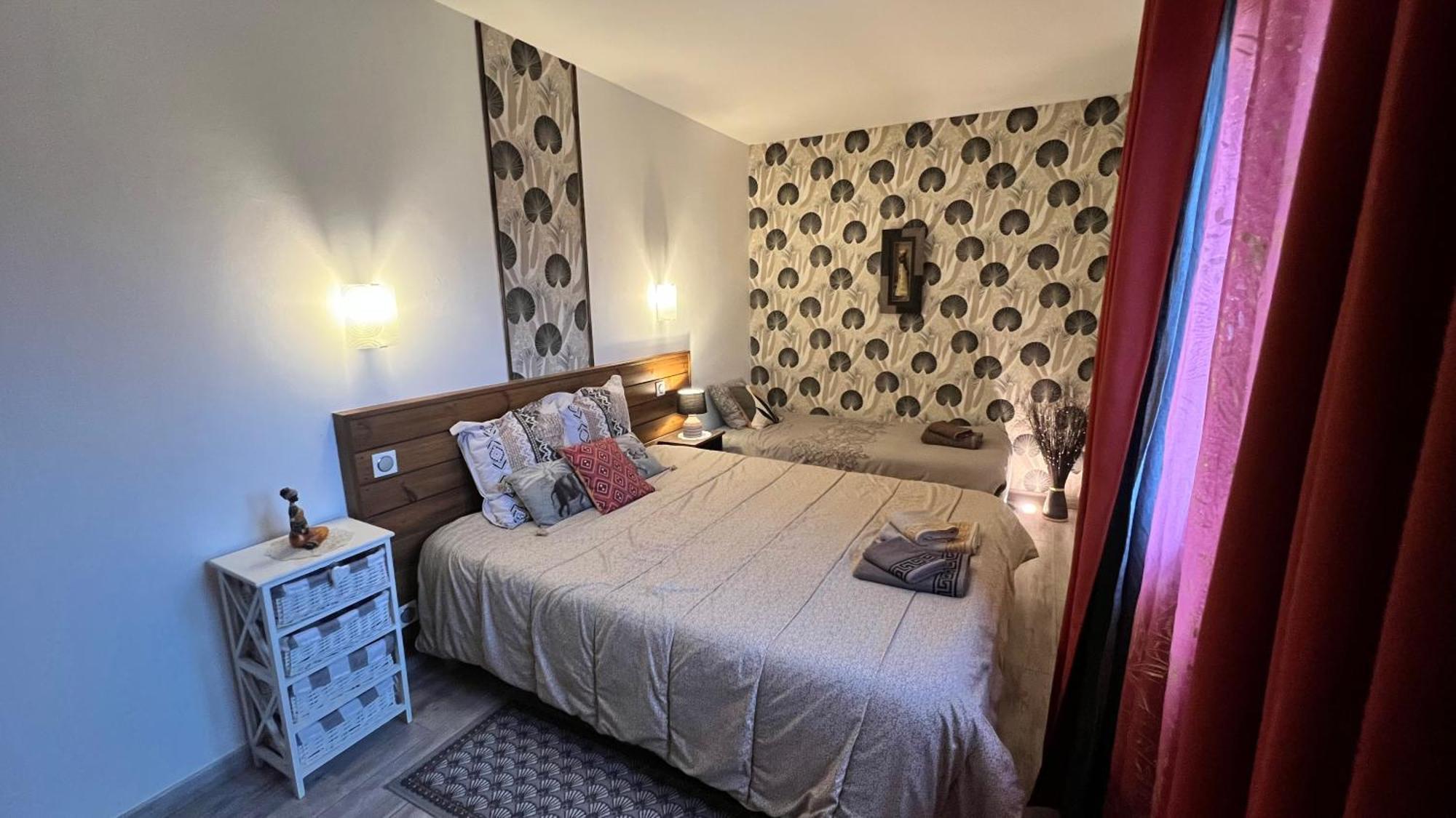 Triple Room,1651193160:JPEG