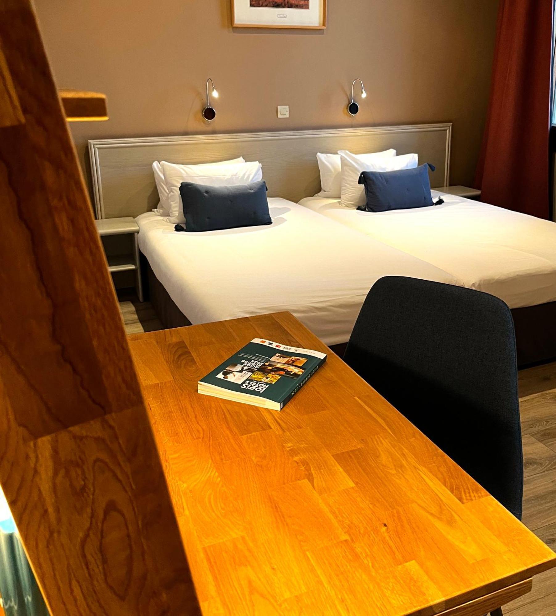 Triple Room,1651726610:JPEG