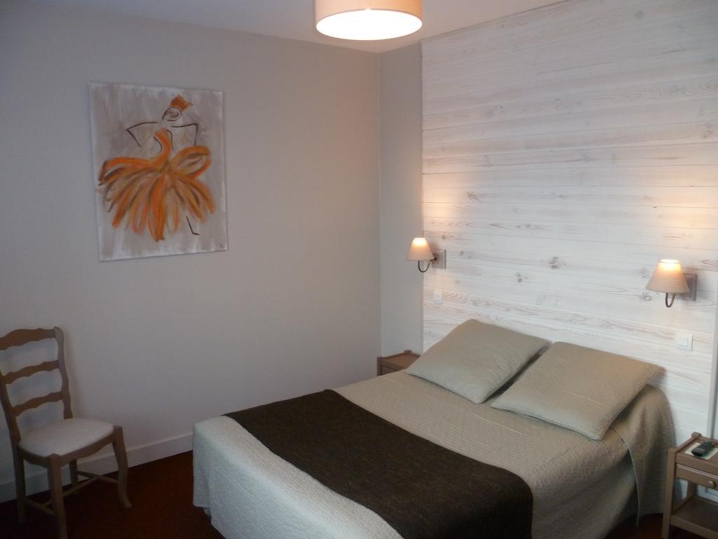 Double Room Shower