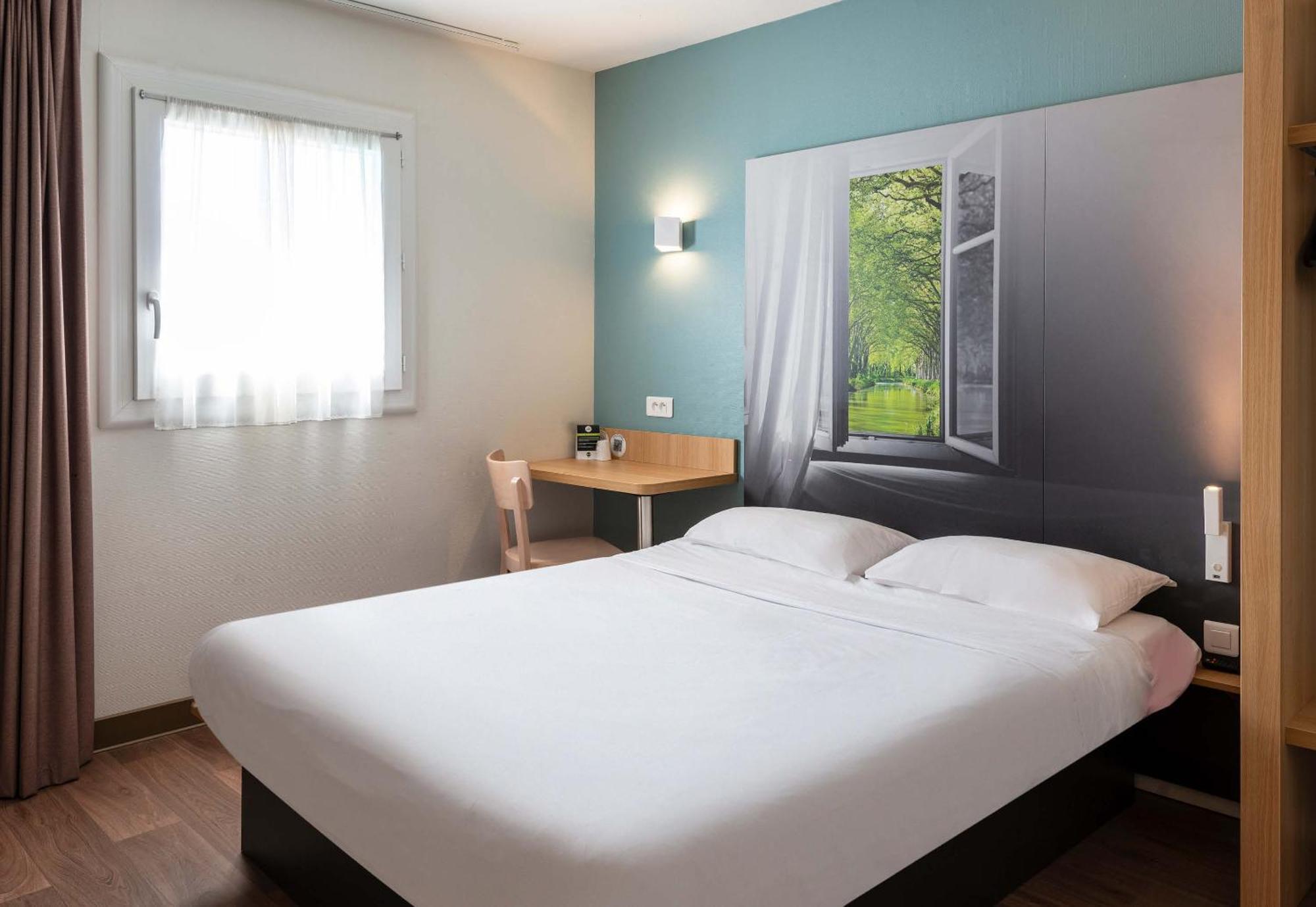 Standard Double Room,821675312:JPEG
