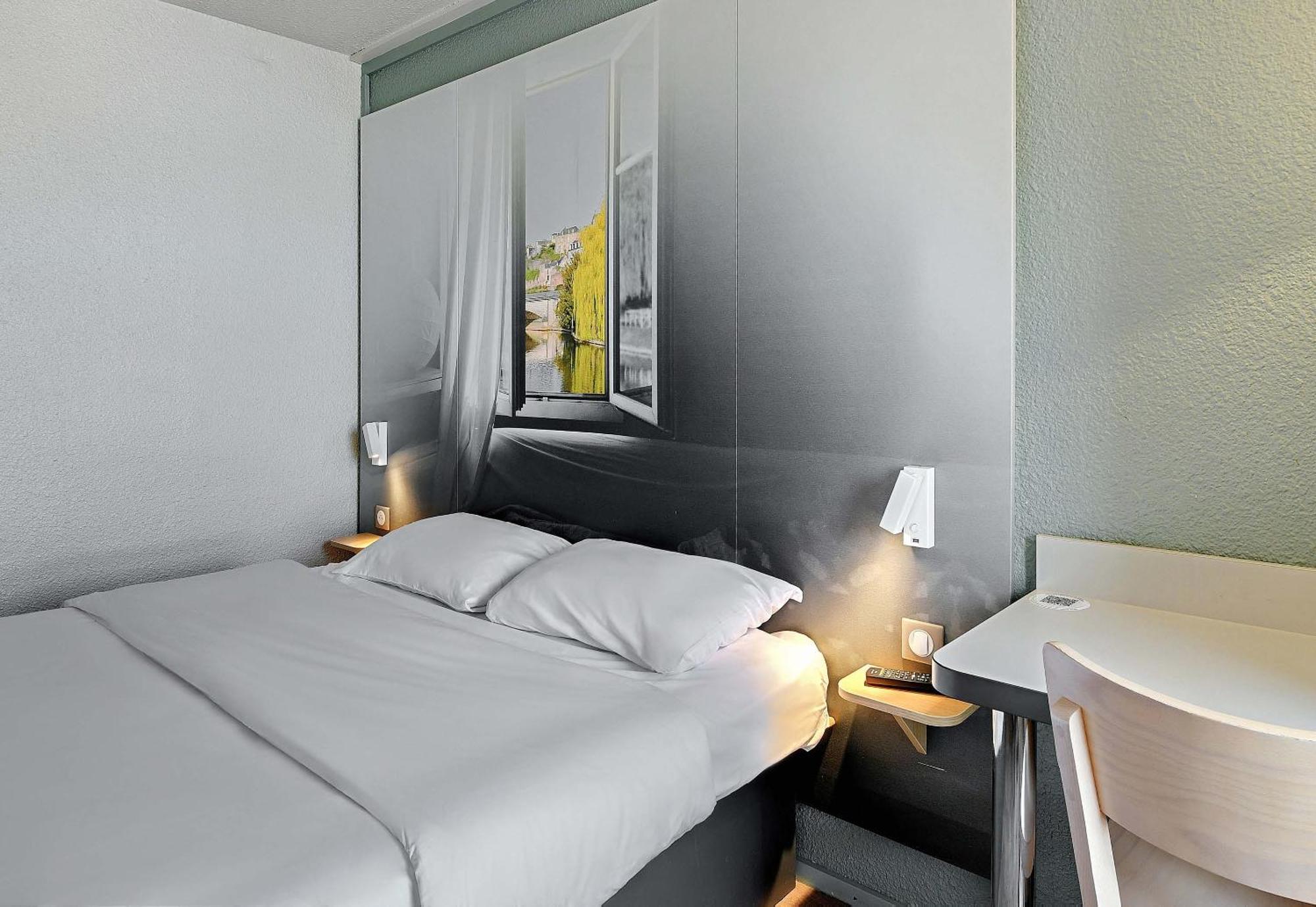 Double Room,1658066267:JPEG