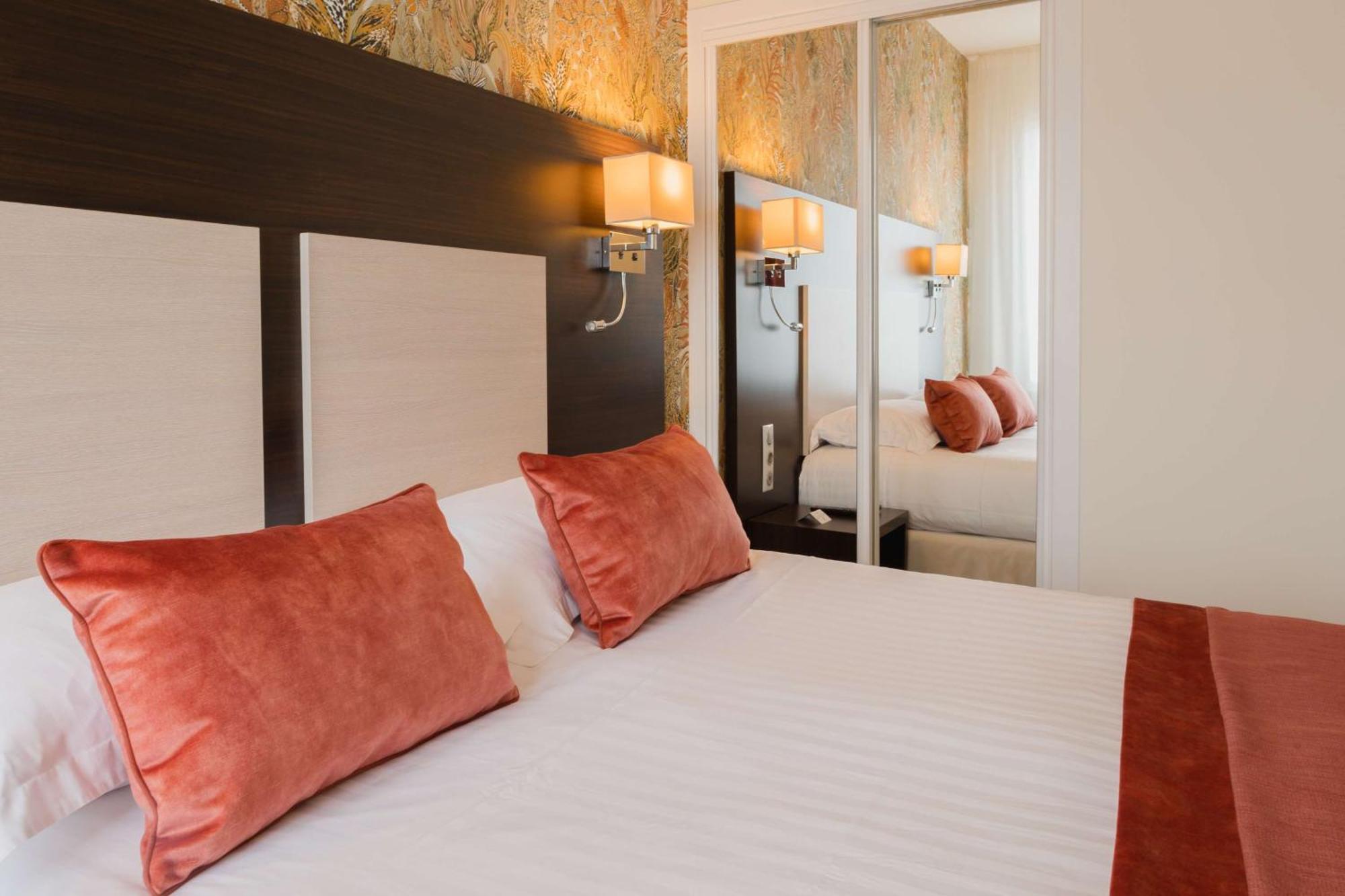 Superior Queen Room