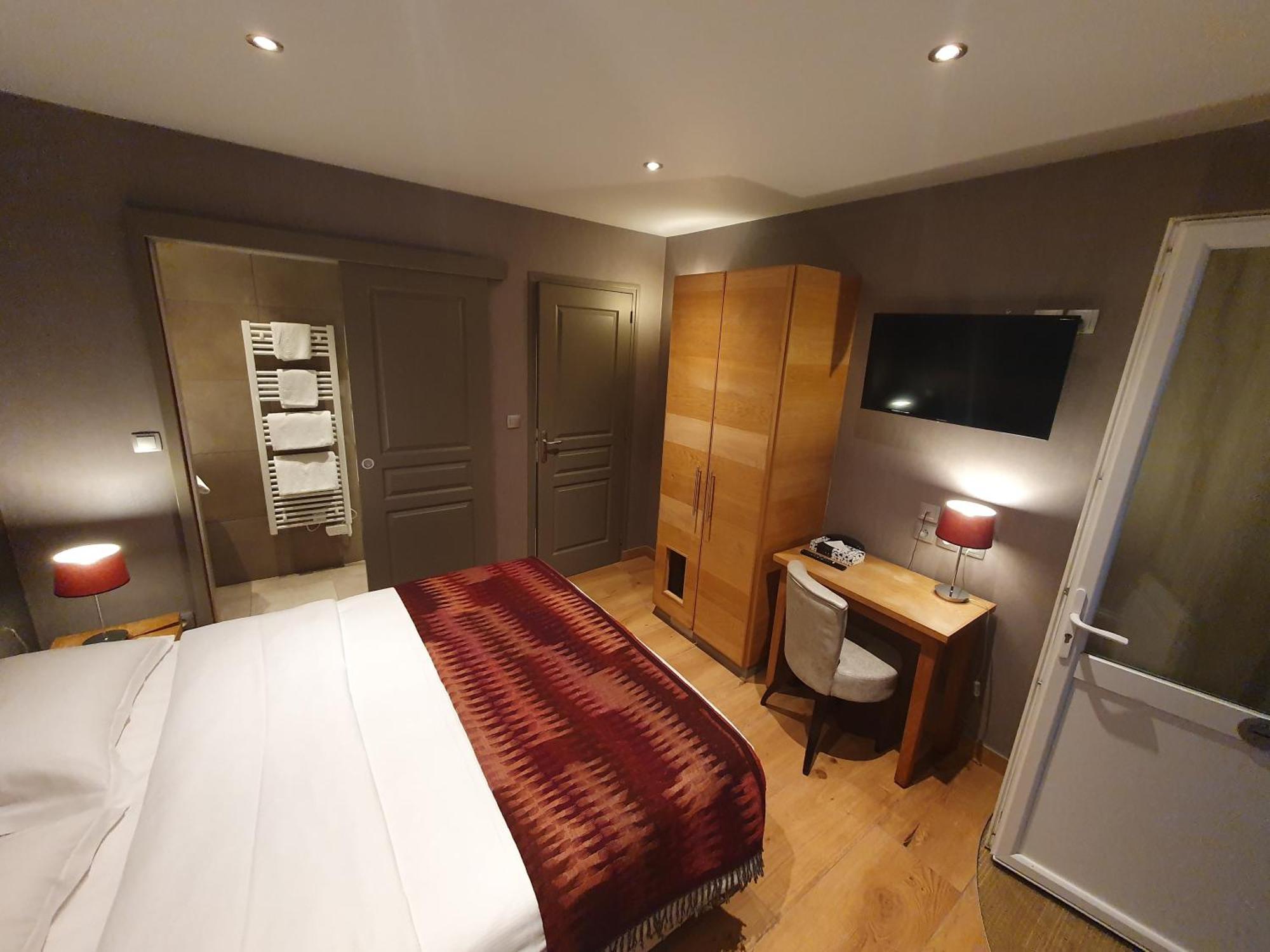 Double Room Courtyard View