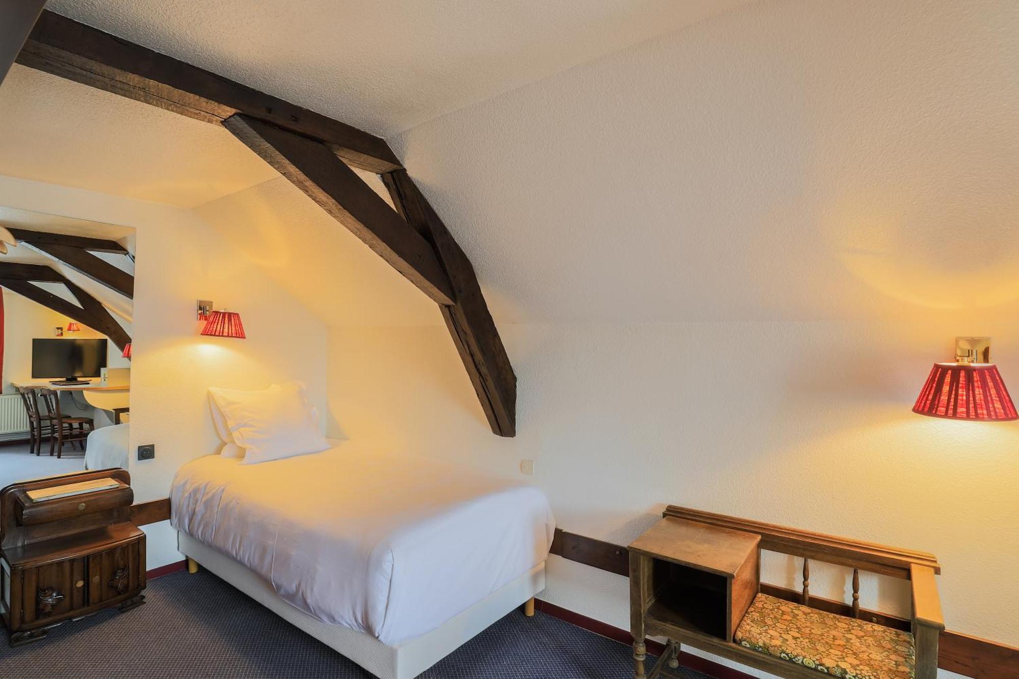 Classic Triple Room,1658091408:JPEG