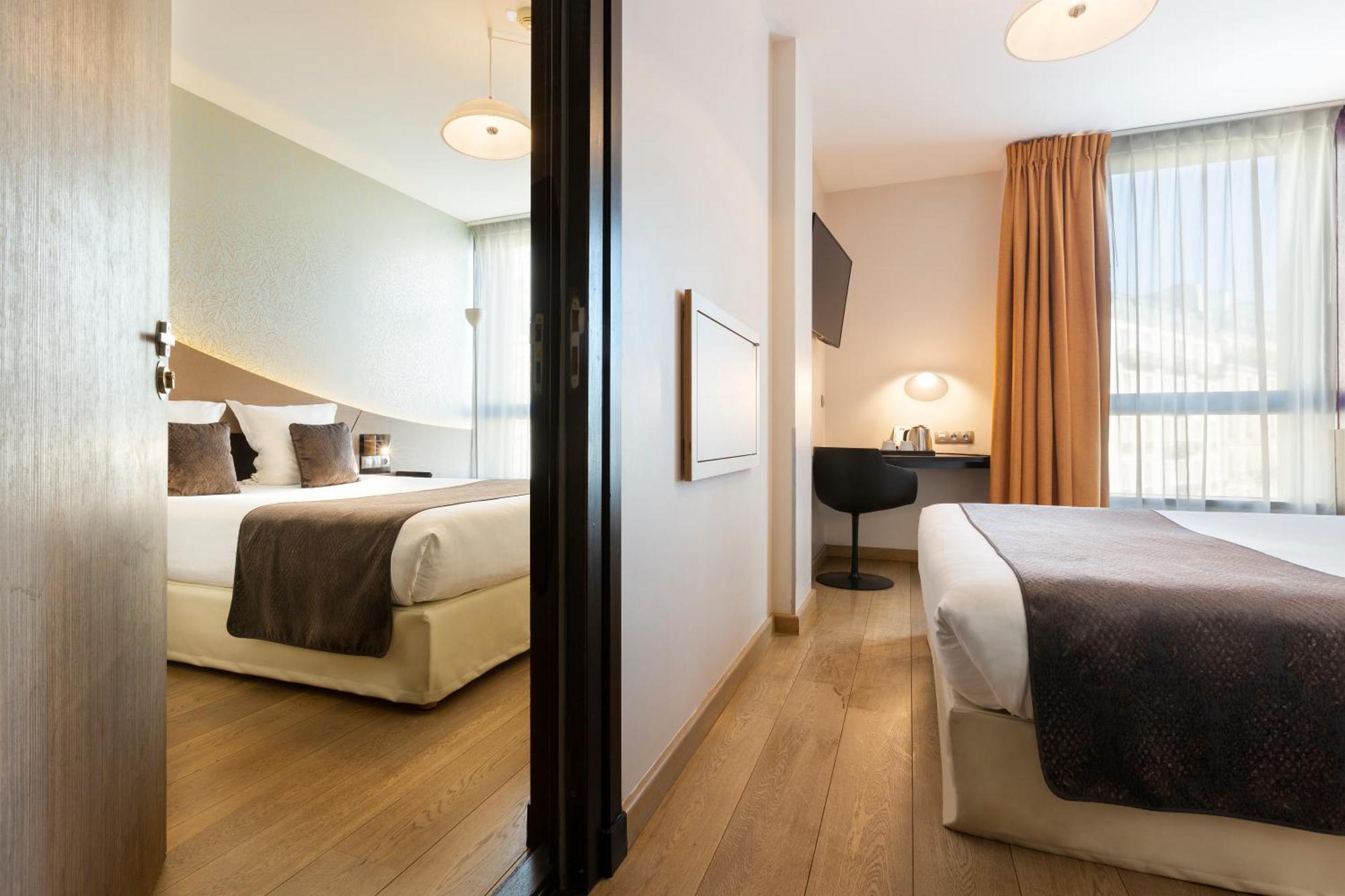Two Connecting Double Rooms