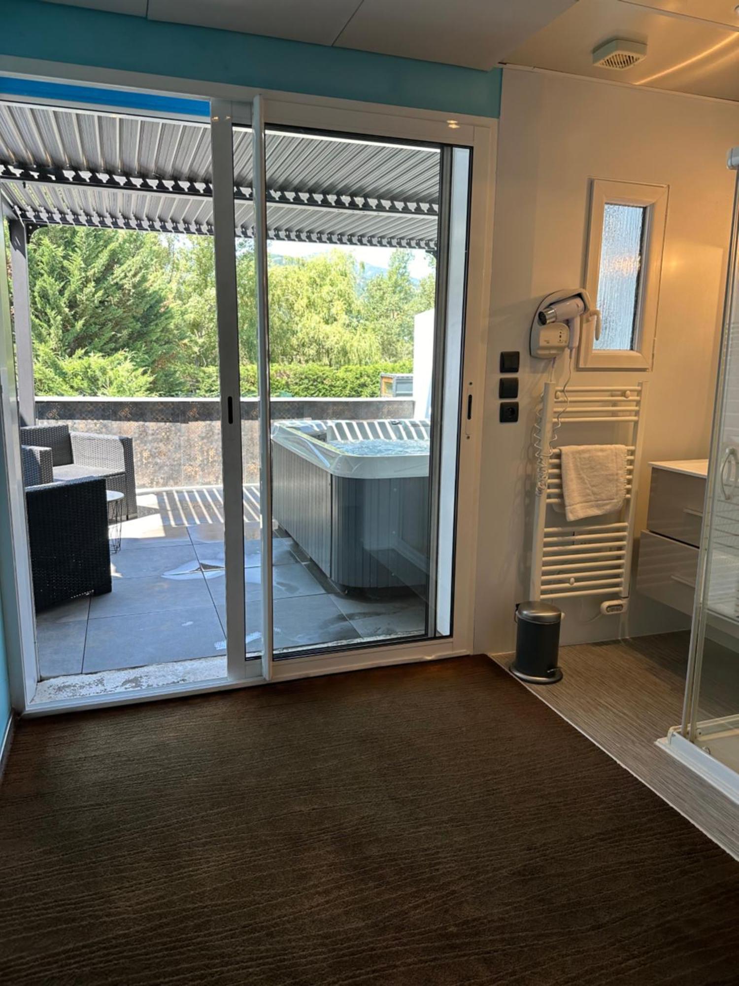 Double Room Spa Bath