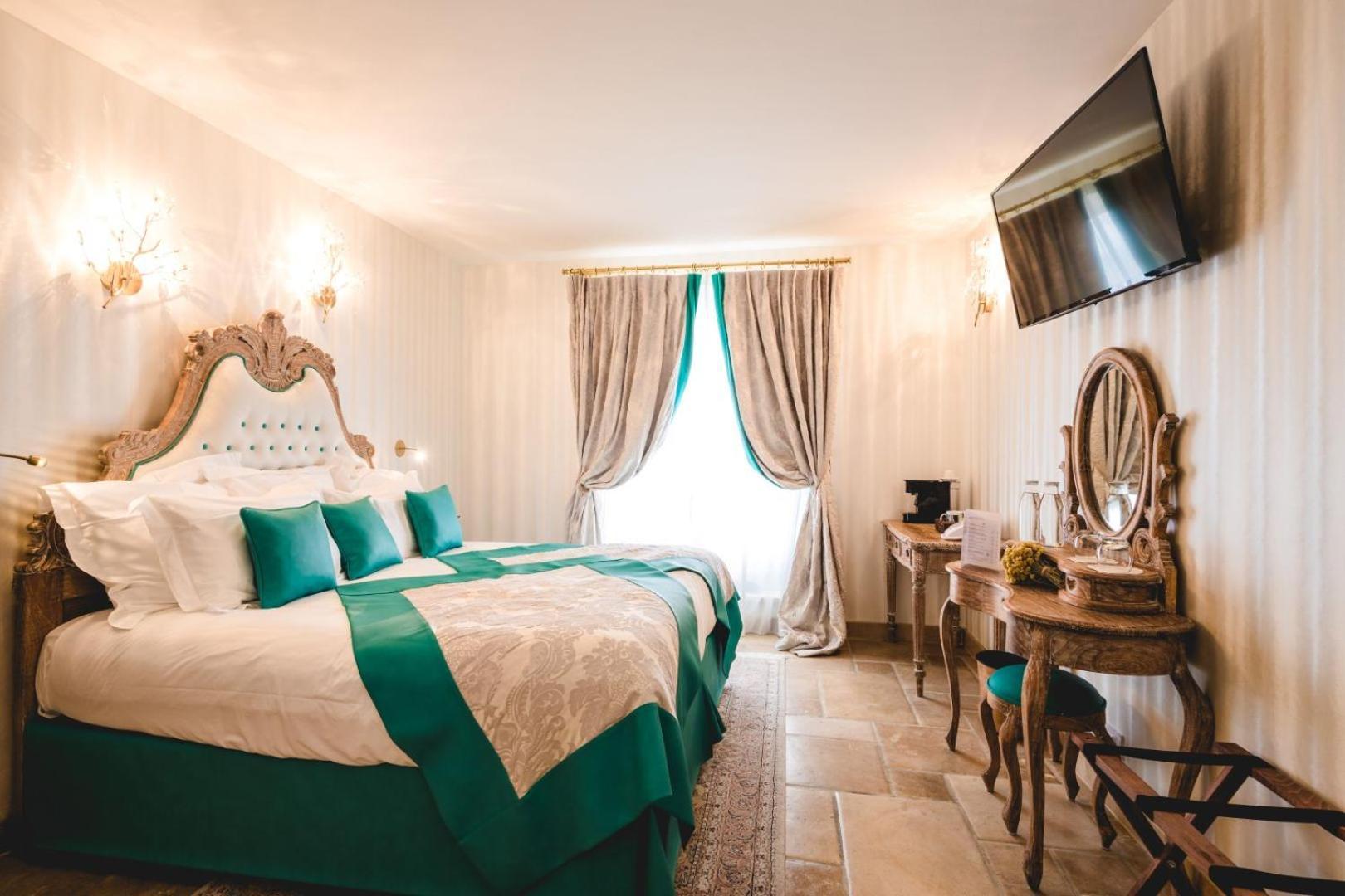 Deluxe Double Room with Balcony