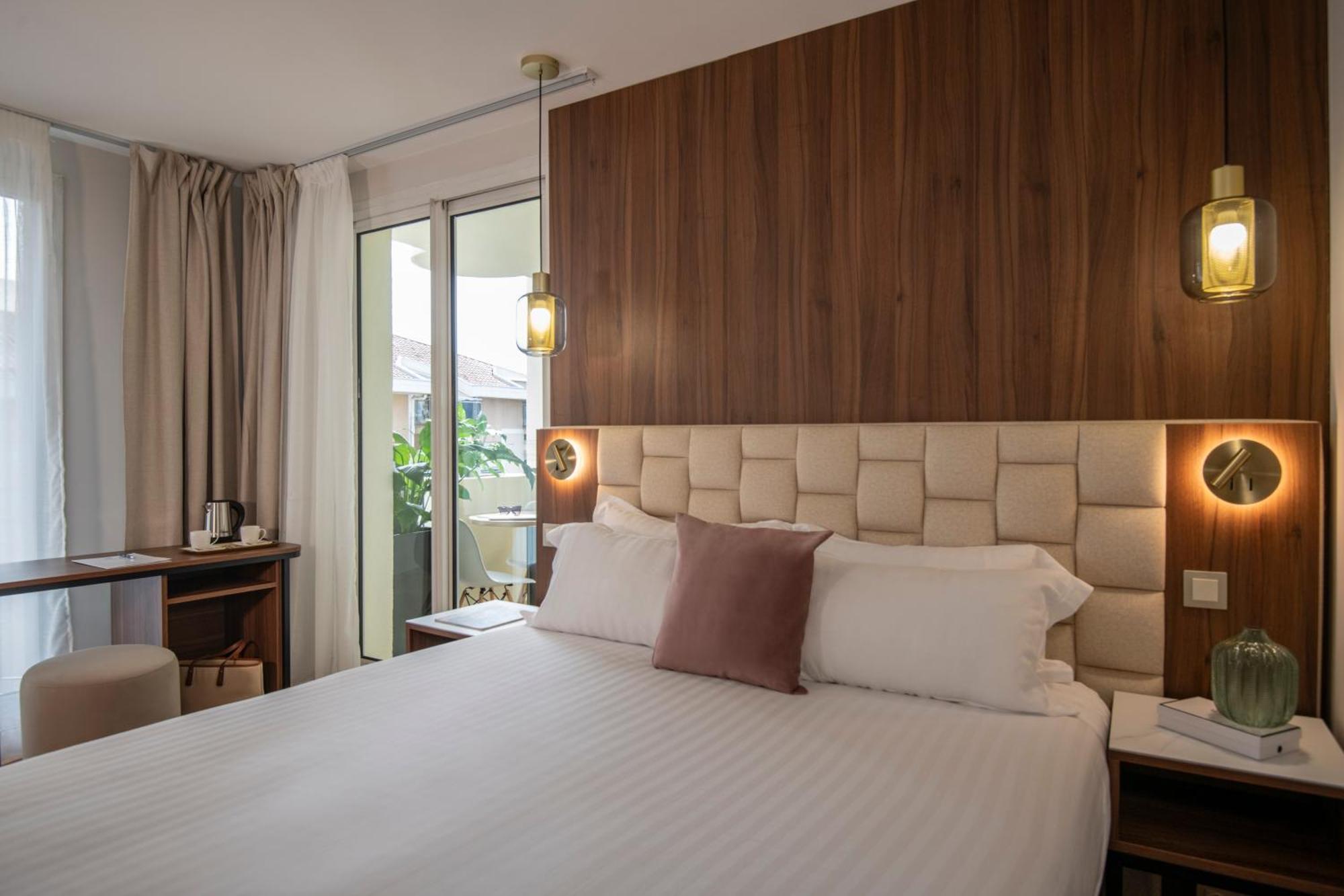 Deluxe Room Terrace