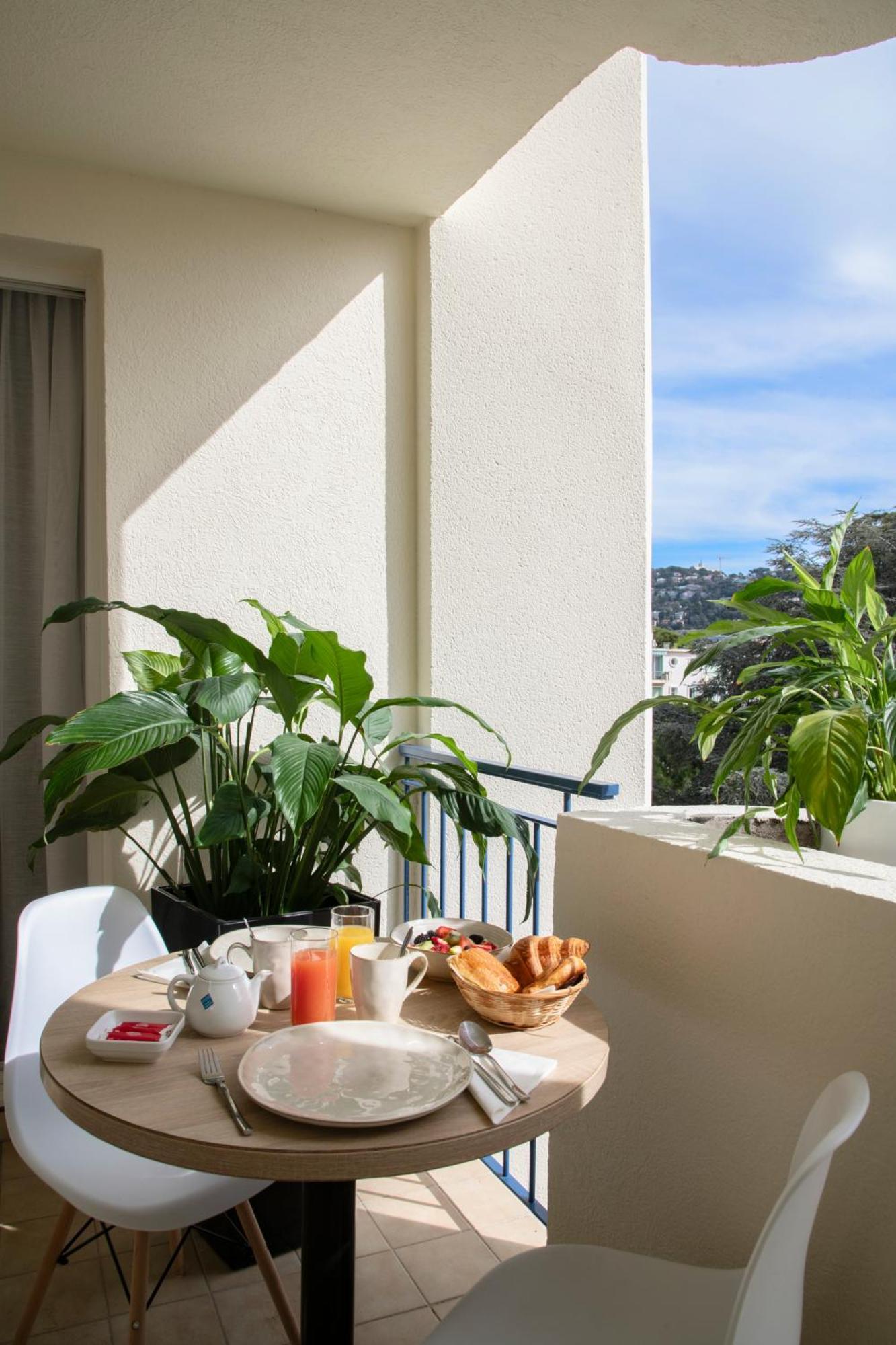 Deluxe Room Terrace