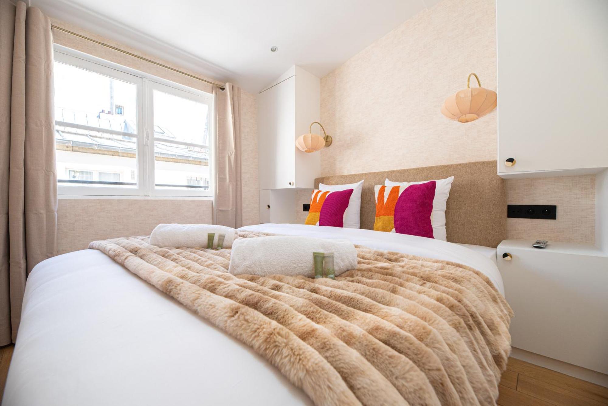 Deluxe Apartment,1659511658:JPEG