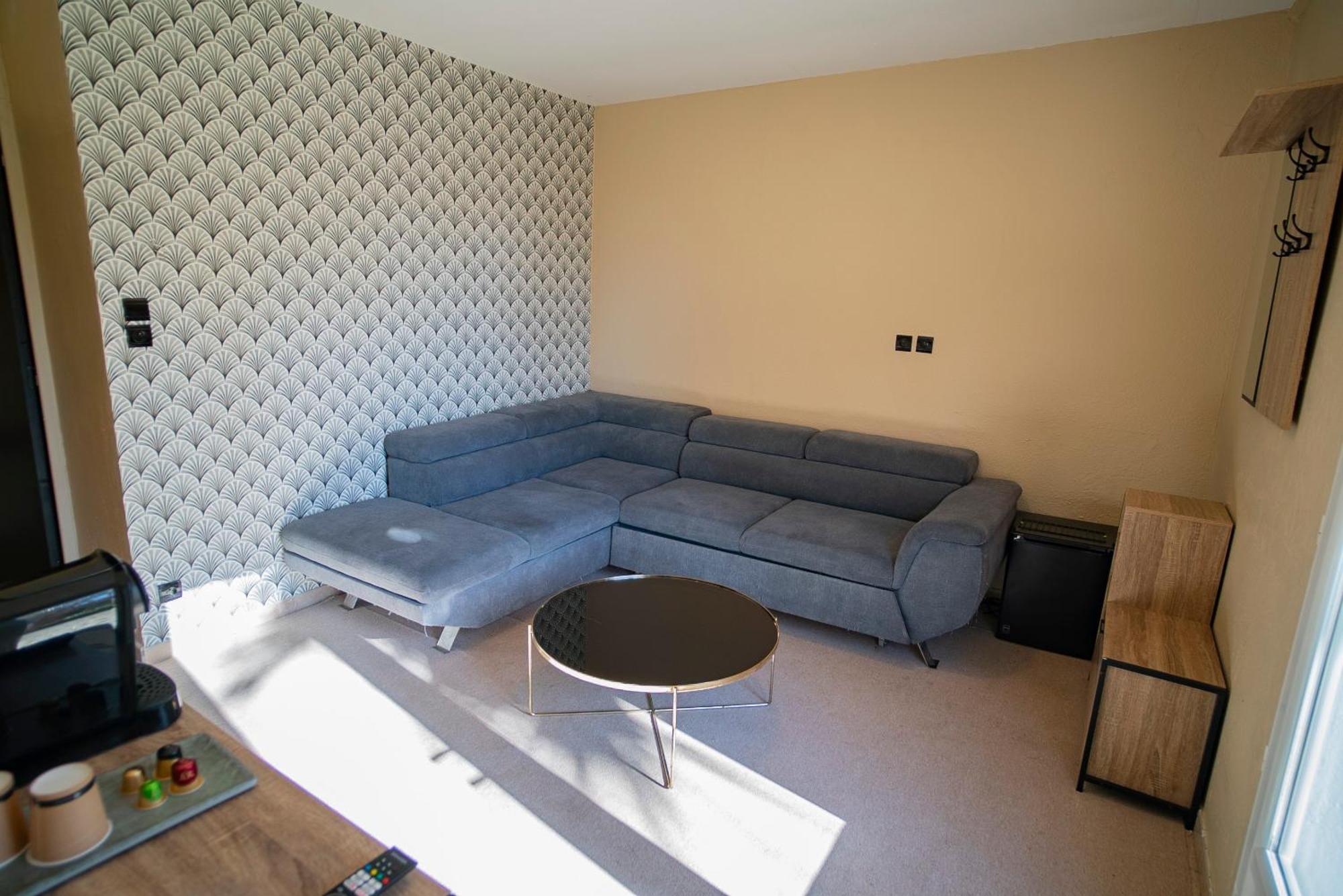 Family Room Garden View