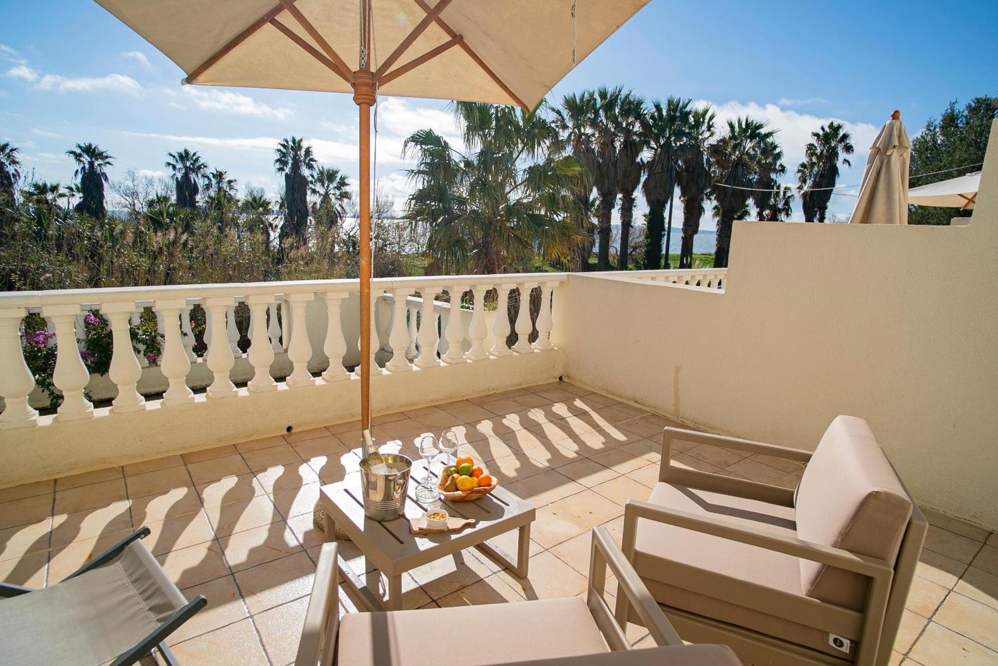 Double Room Terrace Sea side