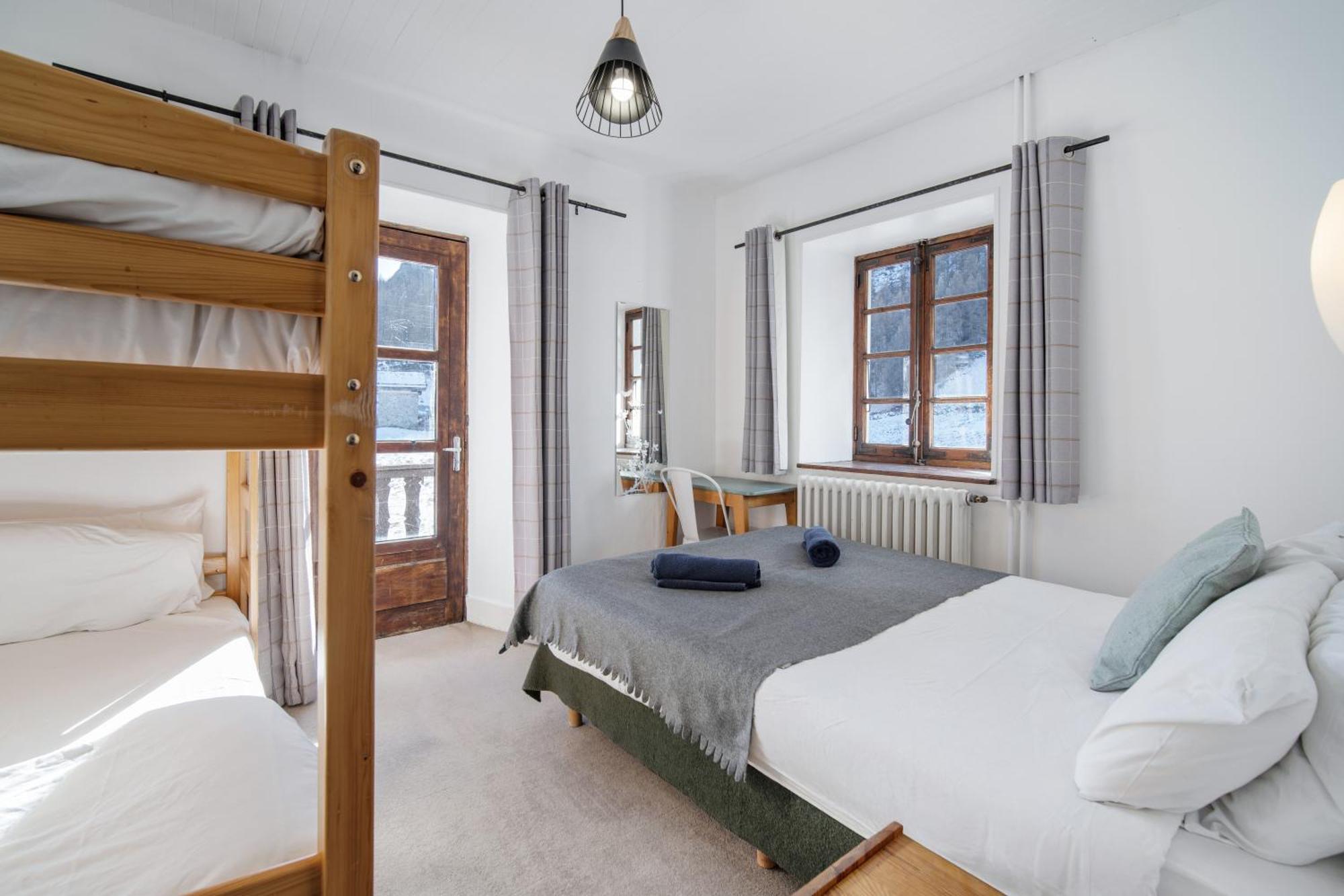 Quadruple Room Mountain View