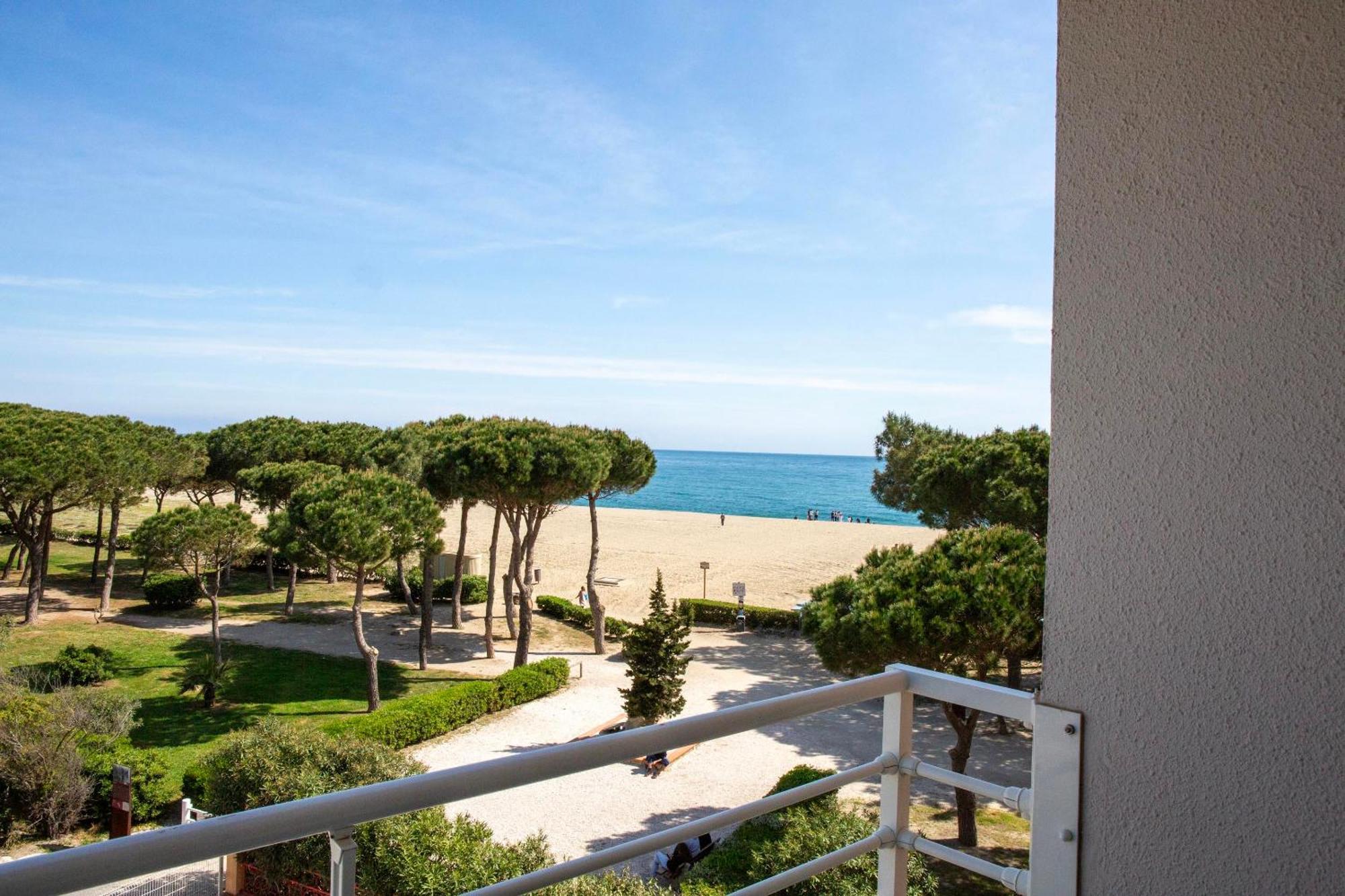 Habitación con balcón - vistas laterales al mar